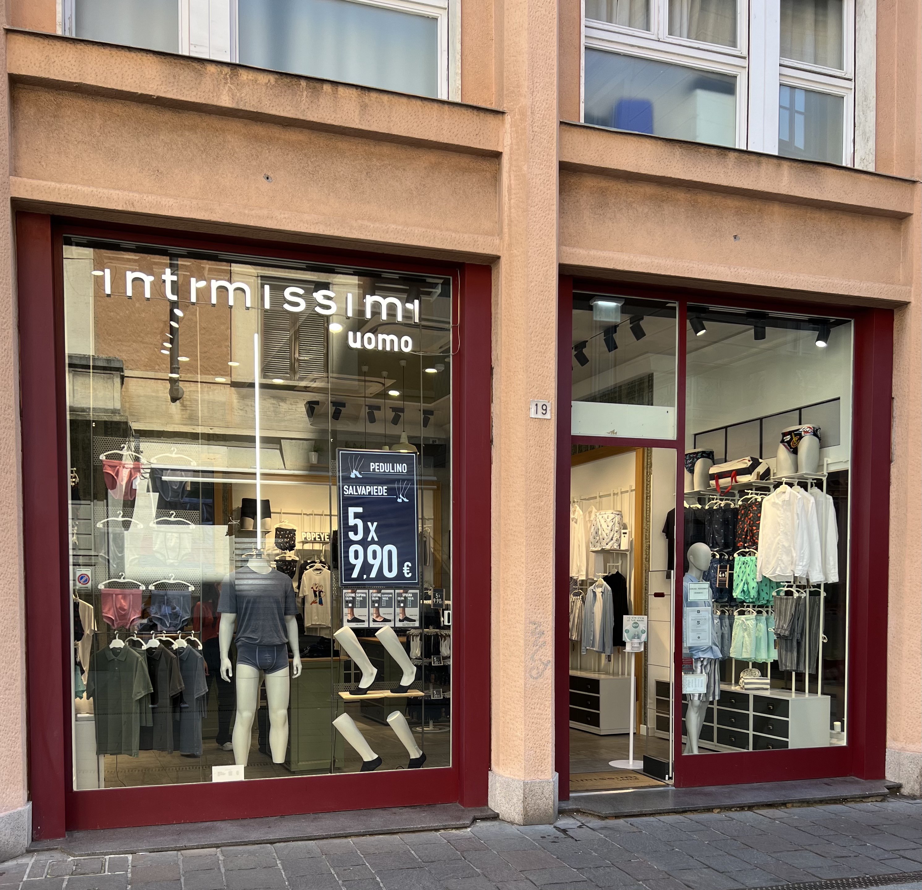 Intimissimi SEREGNO C.SO DEL POPOLO 19