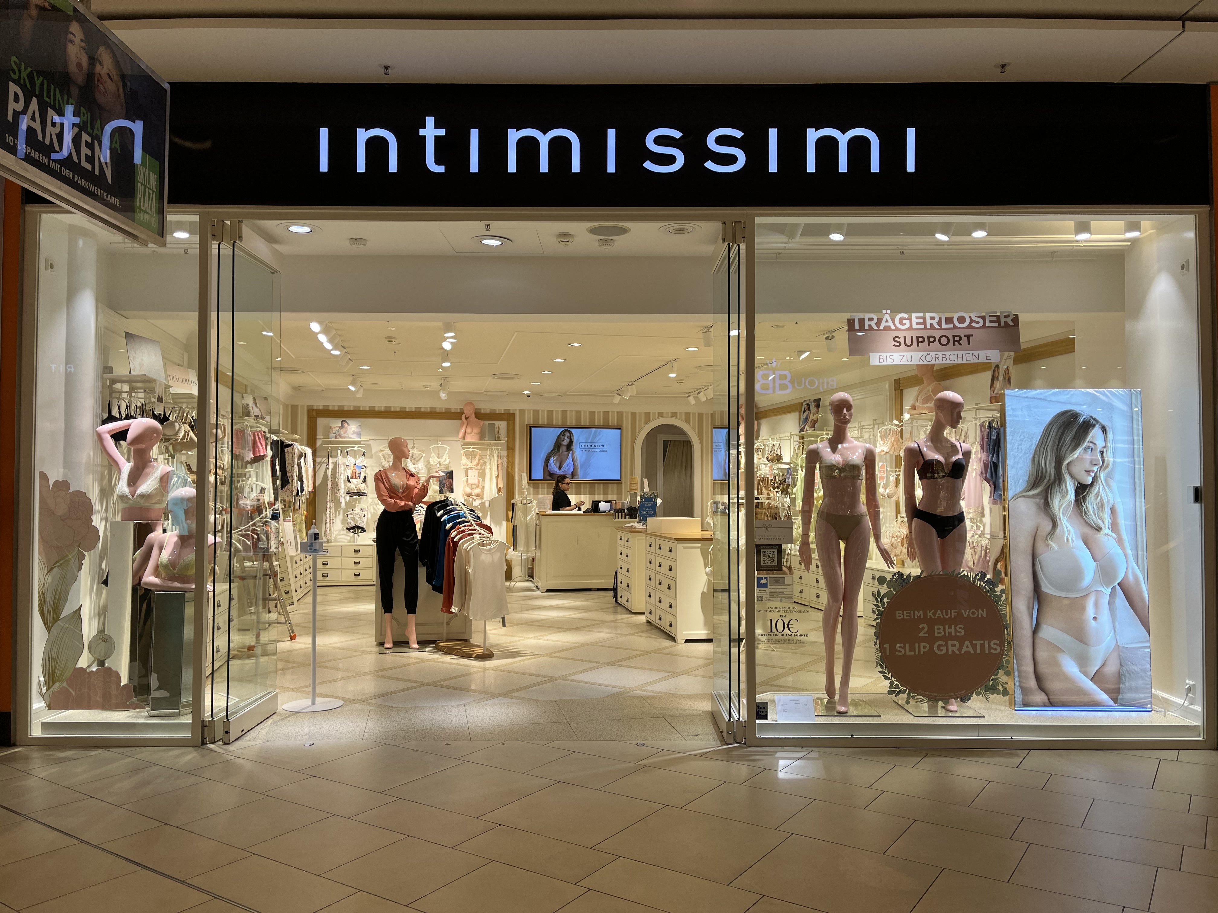 Intimissimi FRANKFURT SC SKYLINE PLAZA