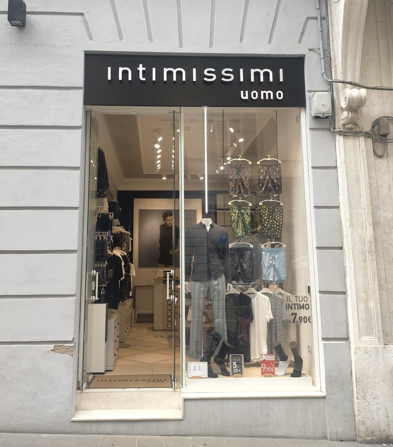 Intimissimi ANCONA C.SO GARIBALDI 56/58