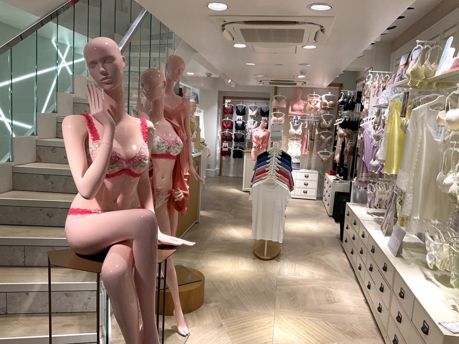 Intimissimi 心斎橋２号店