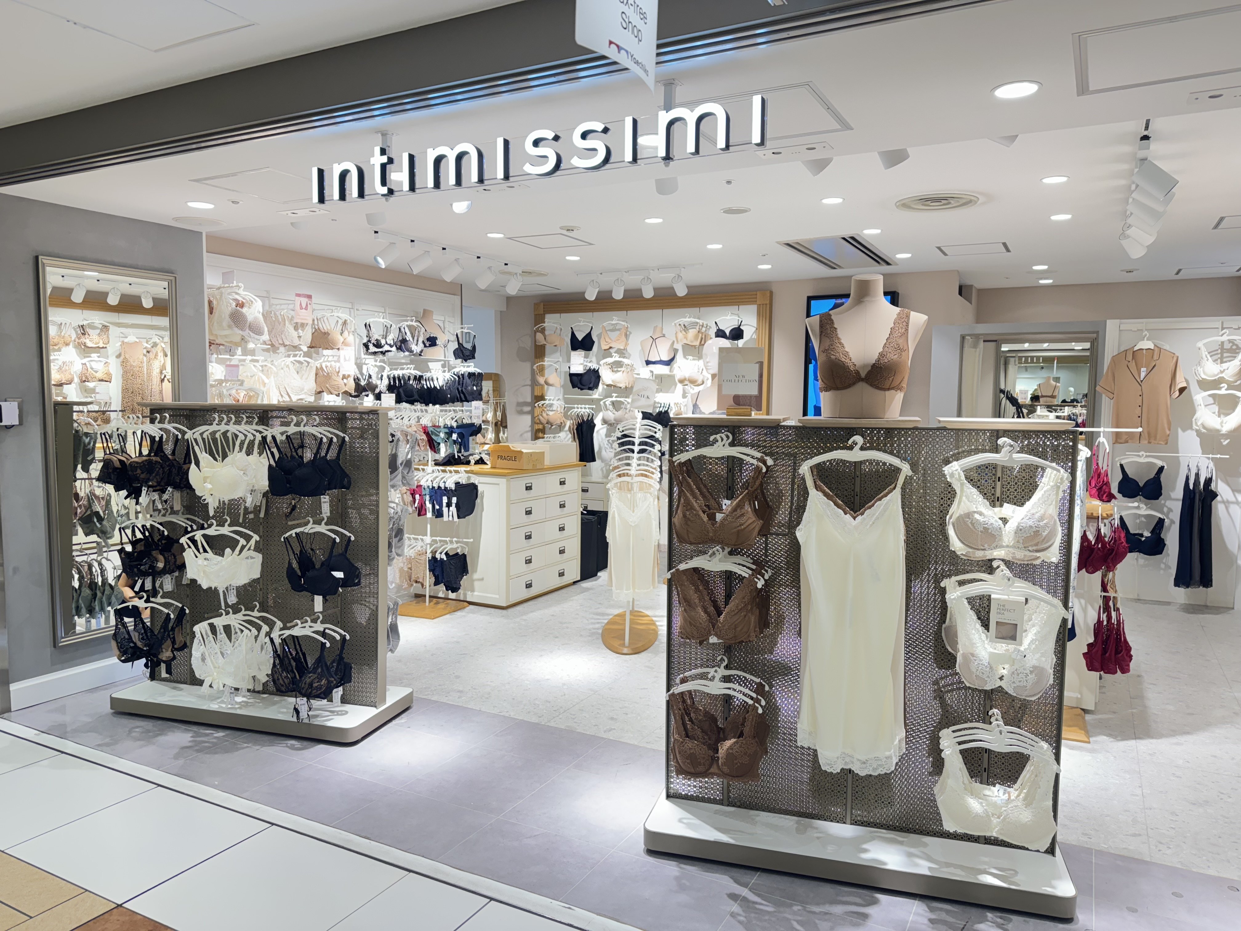 Intimissimi ヤエチカ店