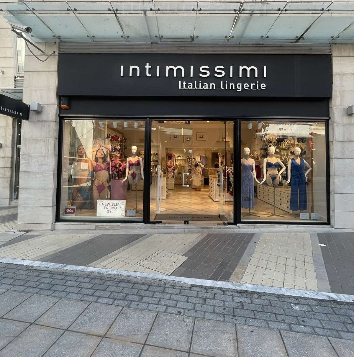 Intimissimi store shop