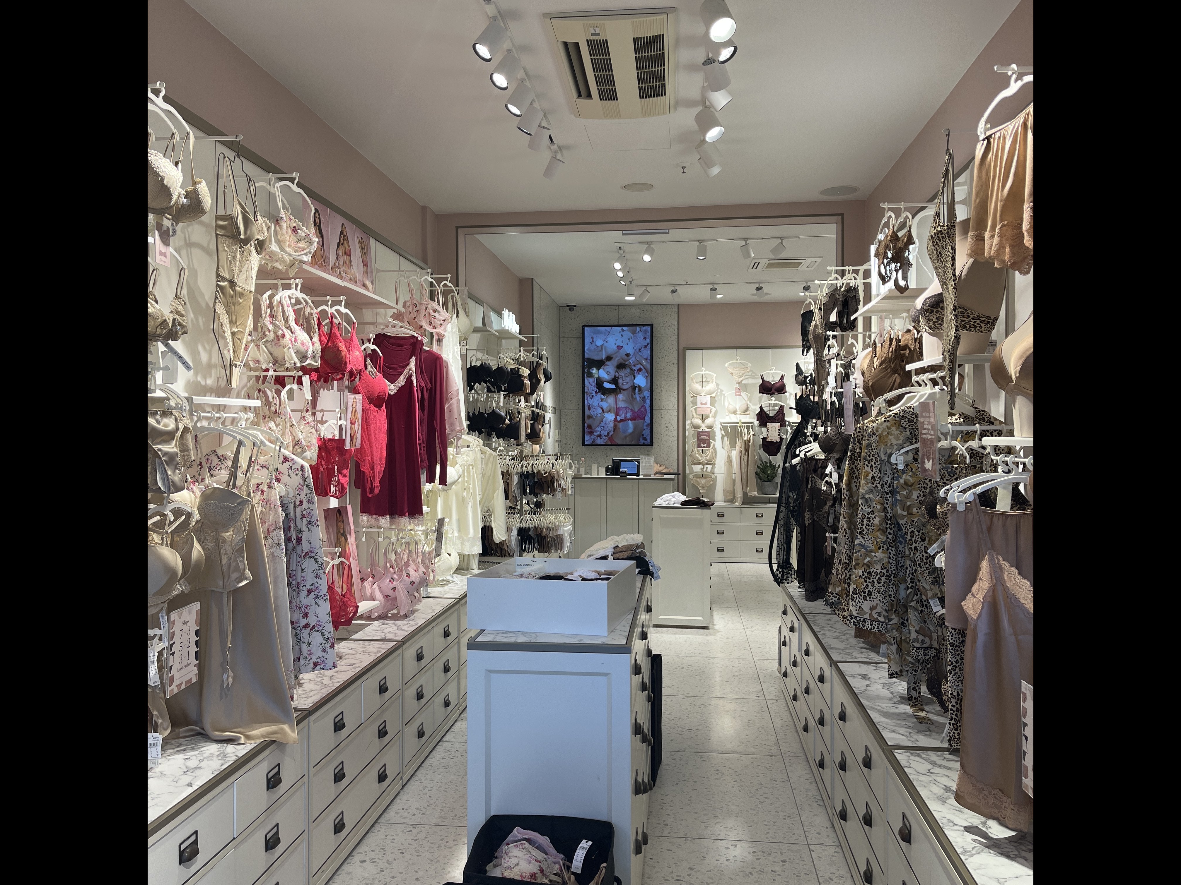 Intimissimi FRANKFURT SC MAIN TAUNUS