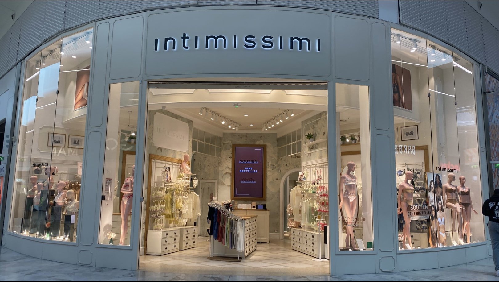 Intimissimi TREMBLAY EN FR SC AEROVILLE