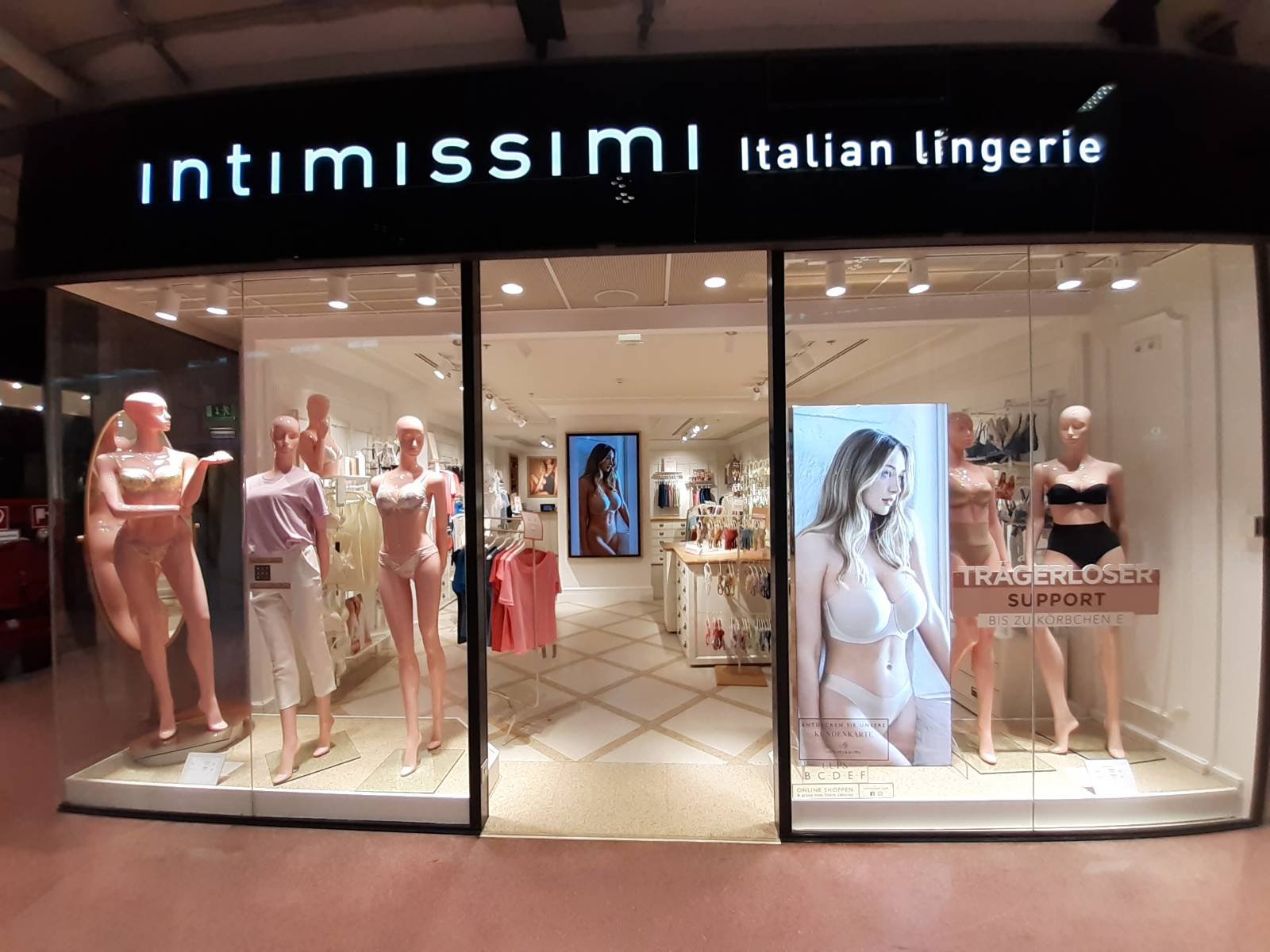 Intimissimi WIEN SC Q19