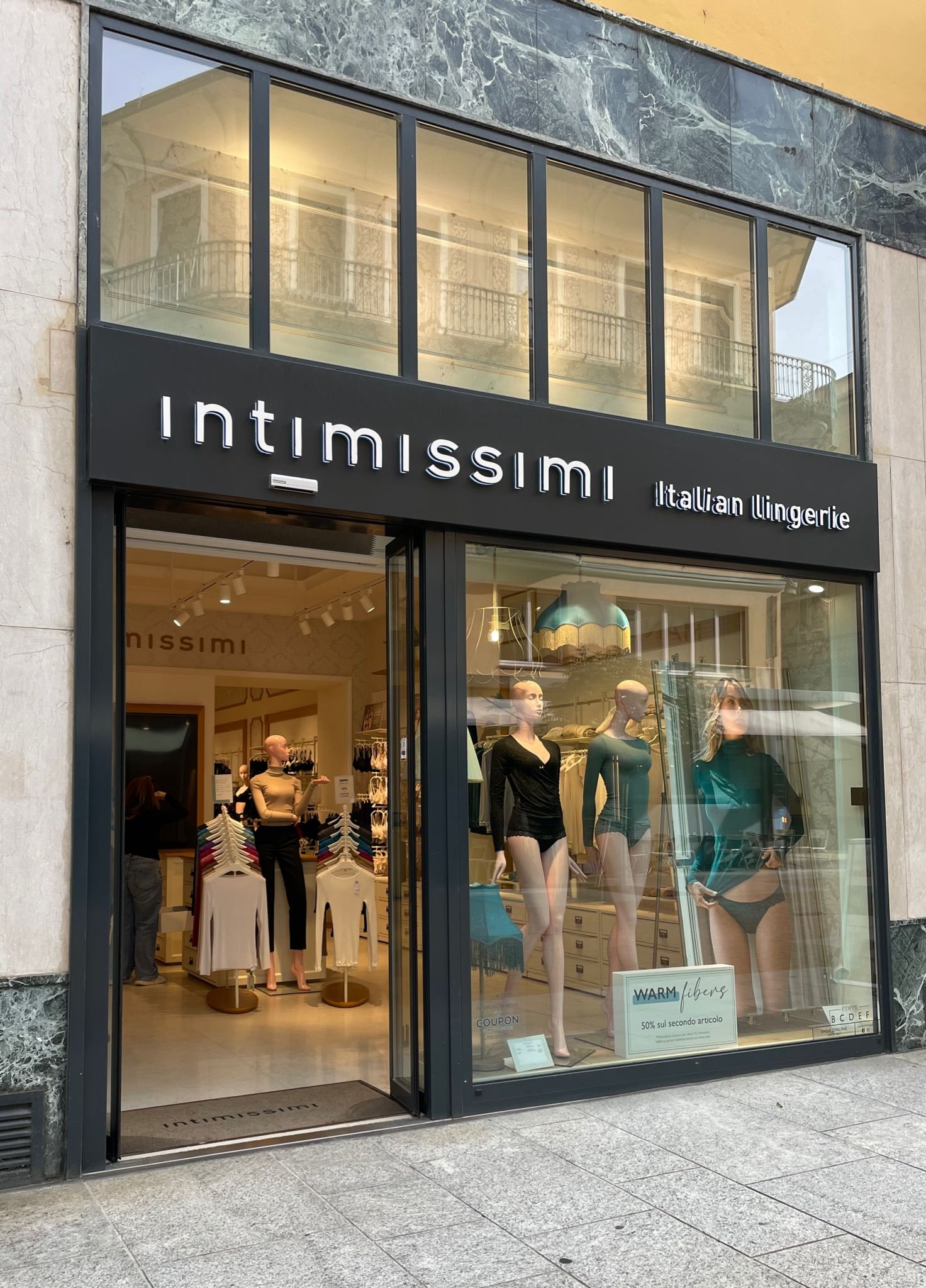 Underwear and lingerie store in Bellinzona at Viale Stazione 6