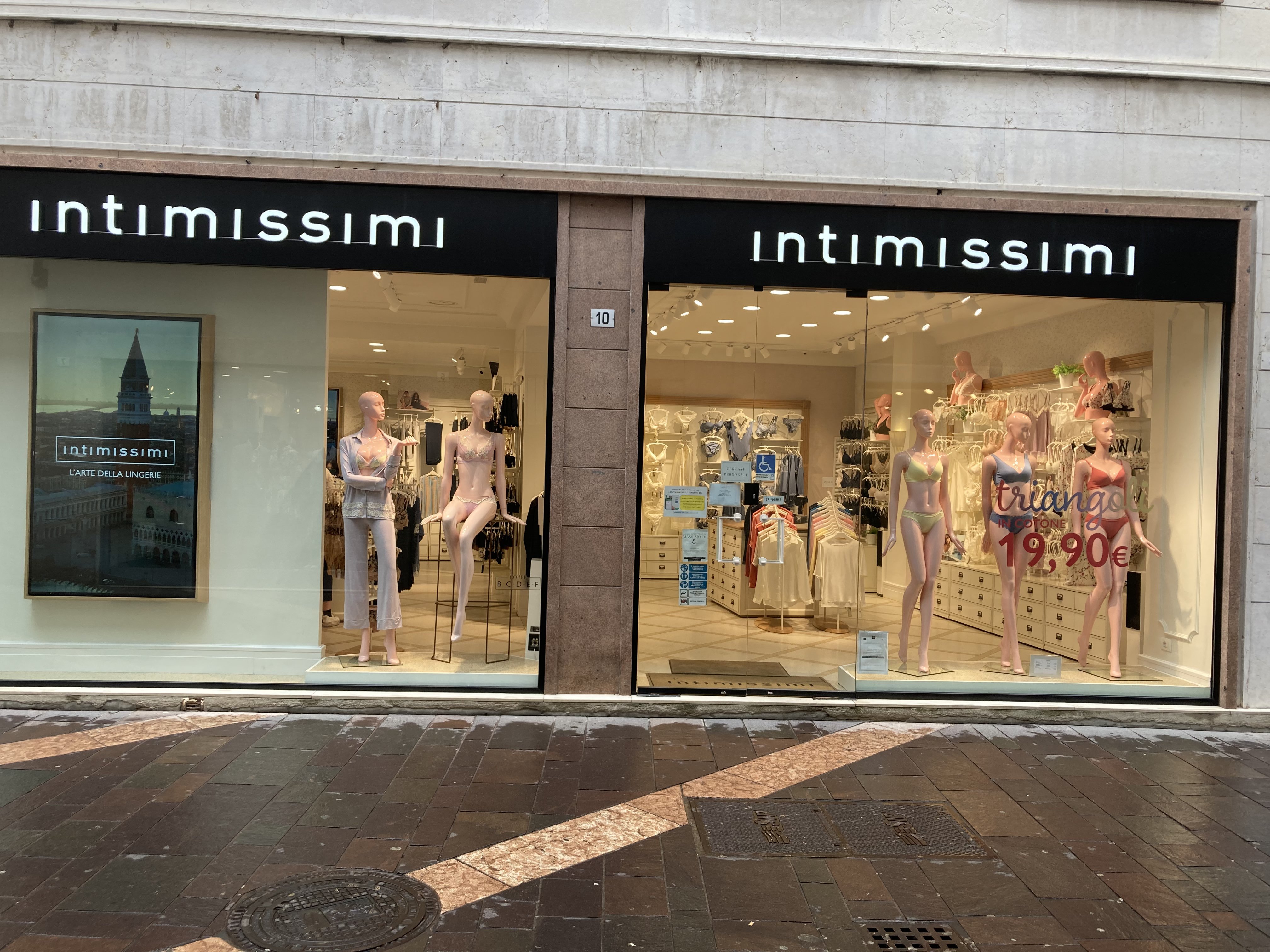 Intimissimi TRENTO VIA ORIOLA 12