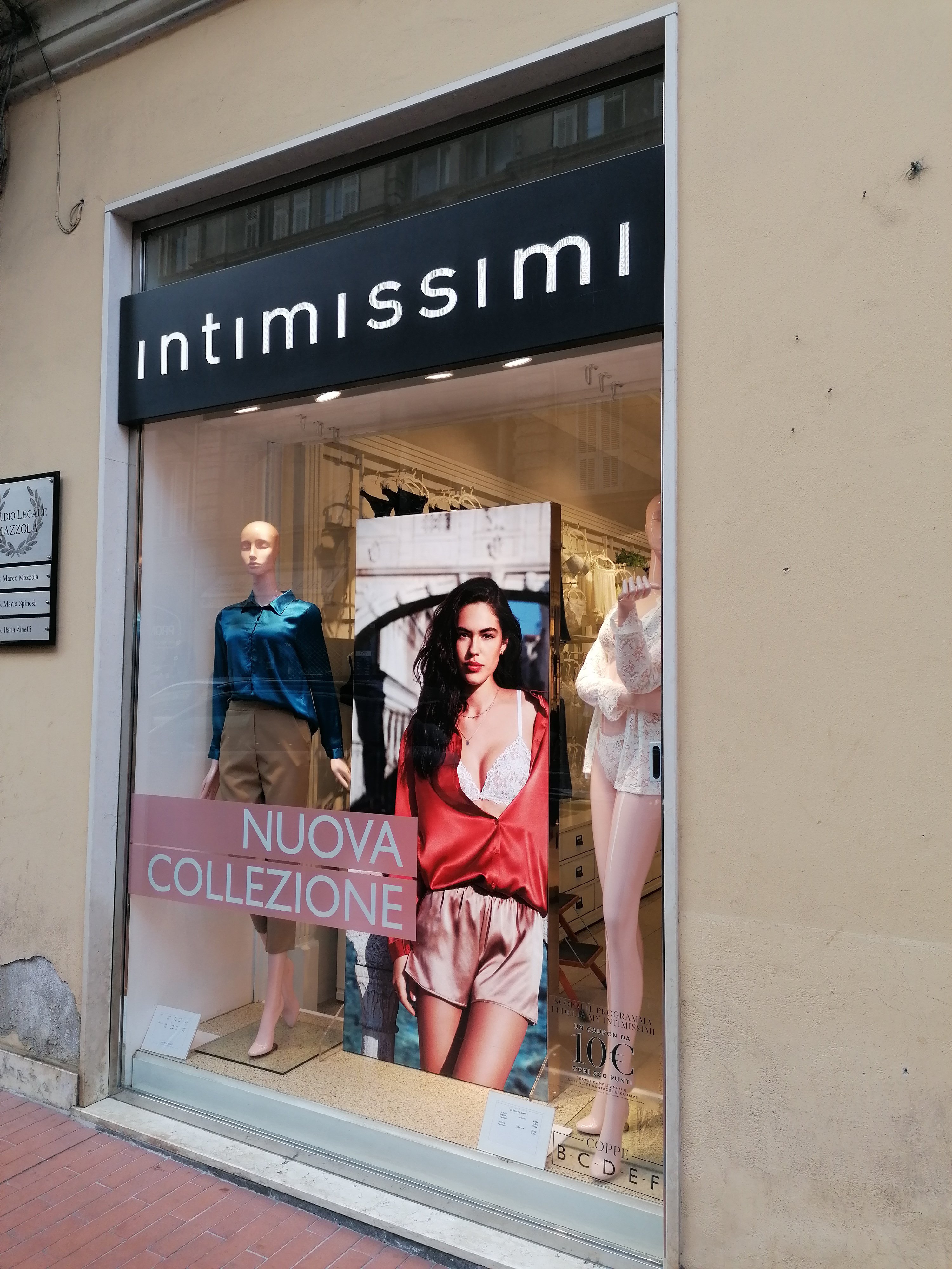 Intimissimi VENTIMIGLIA VIA CAVOUR 43/B