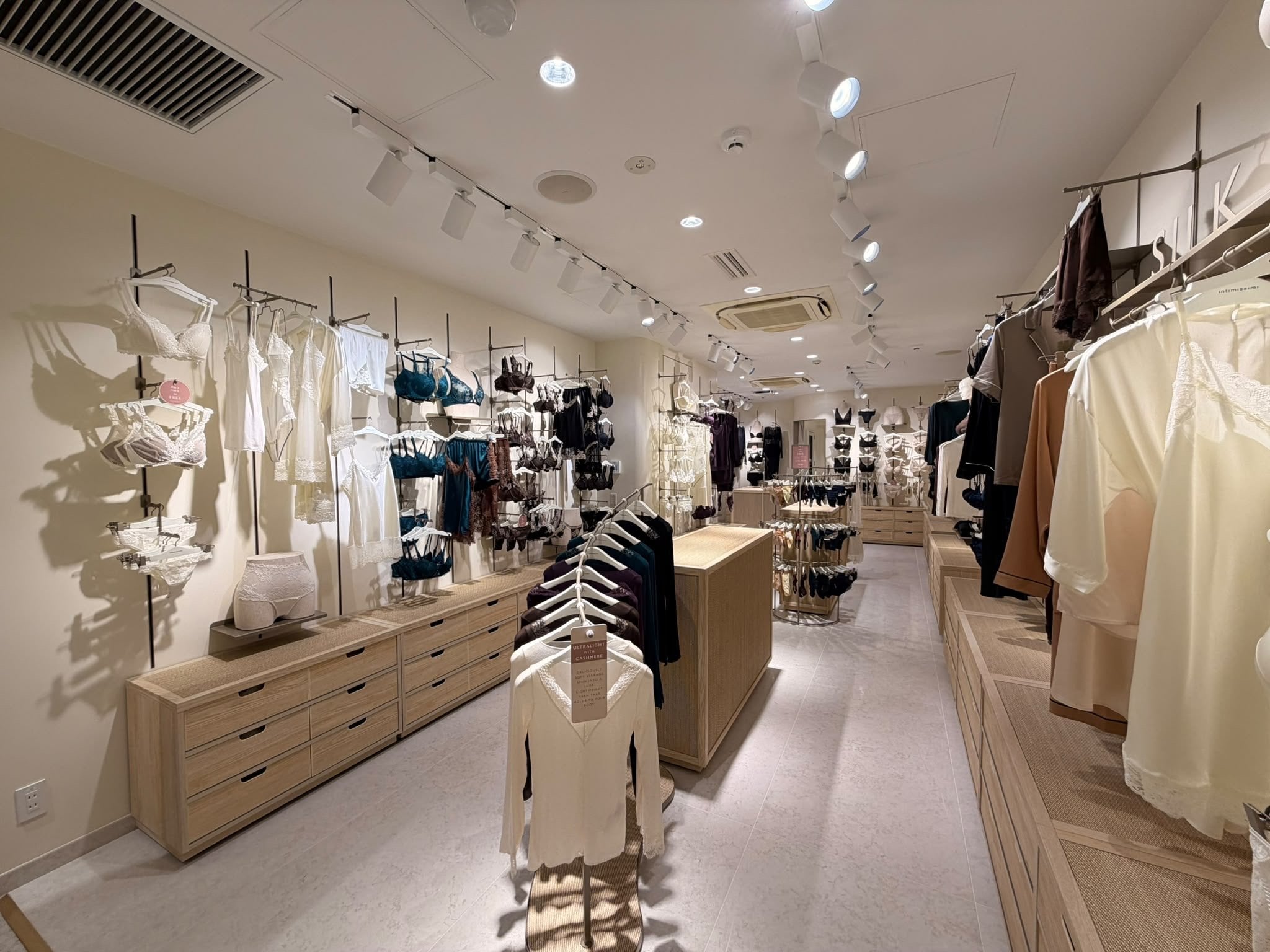 Intimissimi 京都河原町店