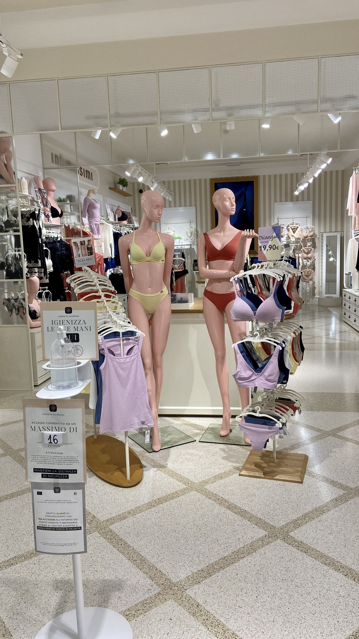 Intimissimi OPPEANO CORNER