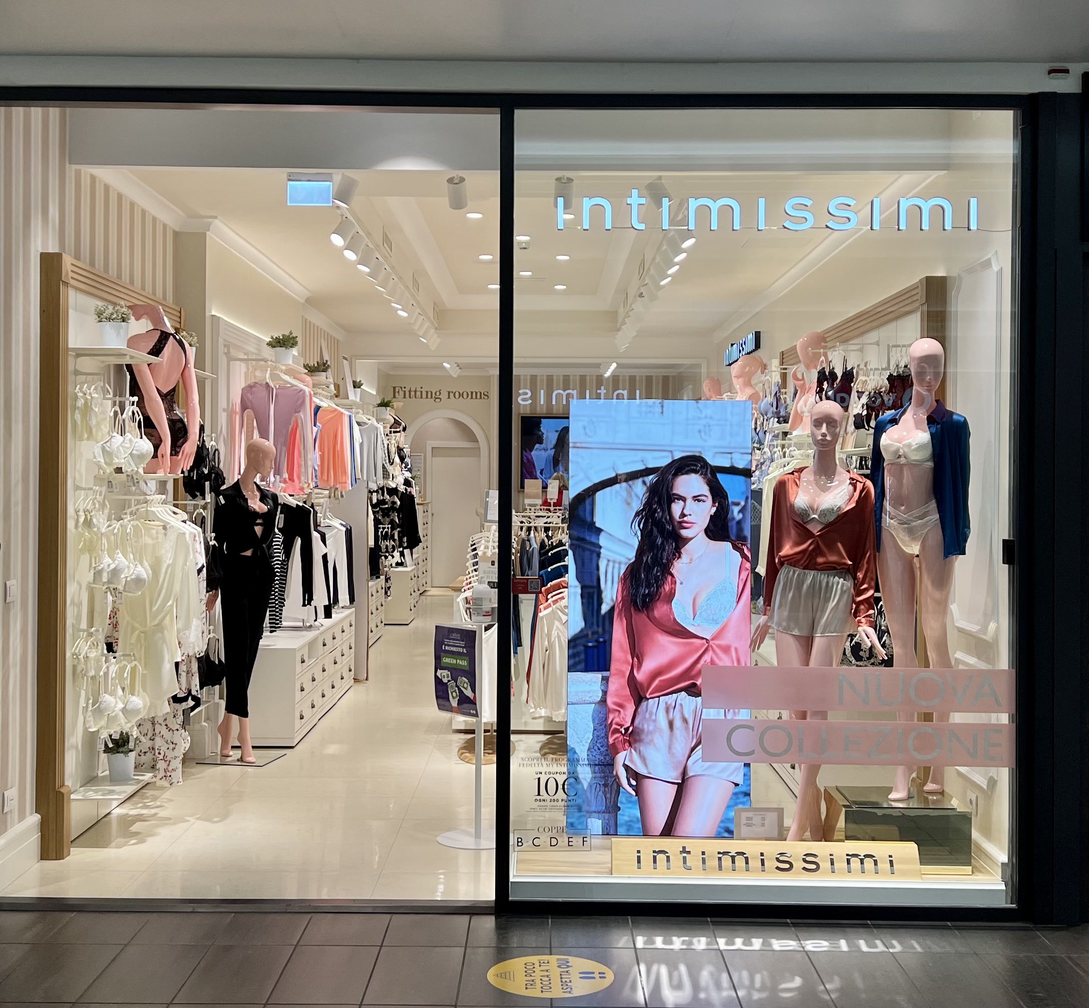 Intimissimi piramidi top