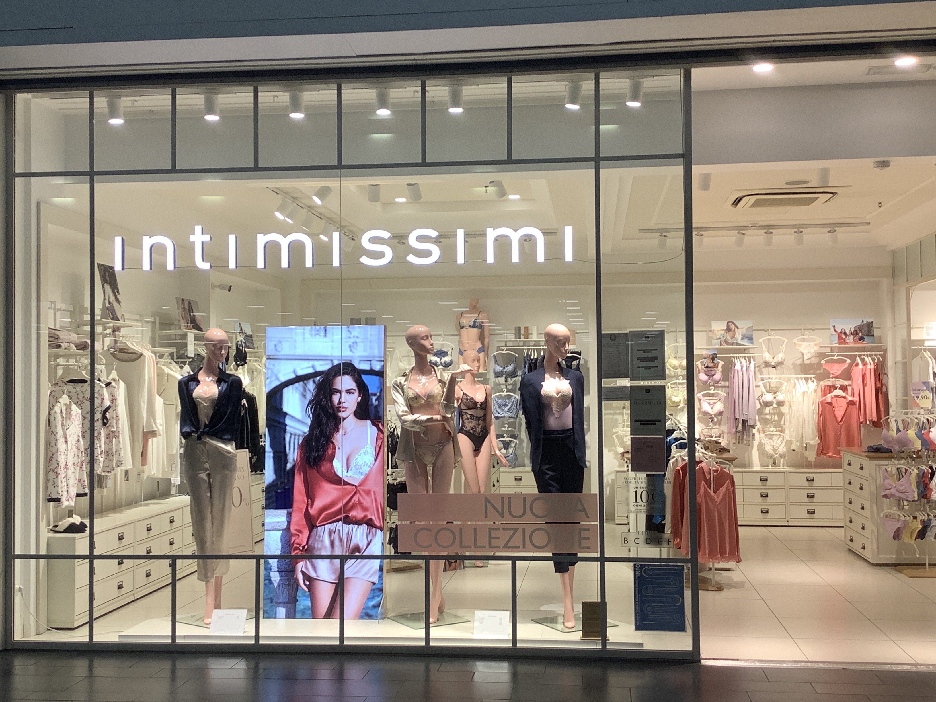 Intimissimi REGGIO EMILIA CCLE ARIOSTO