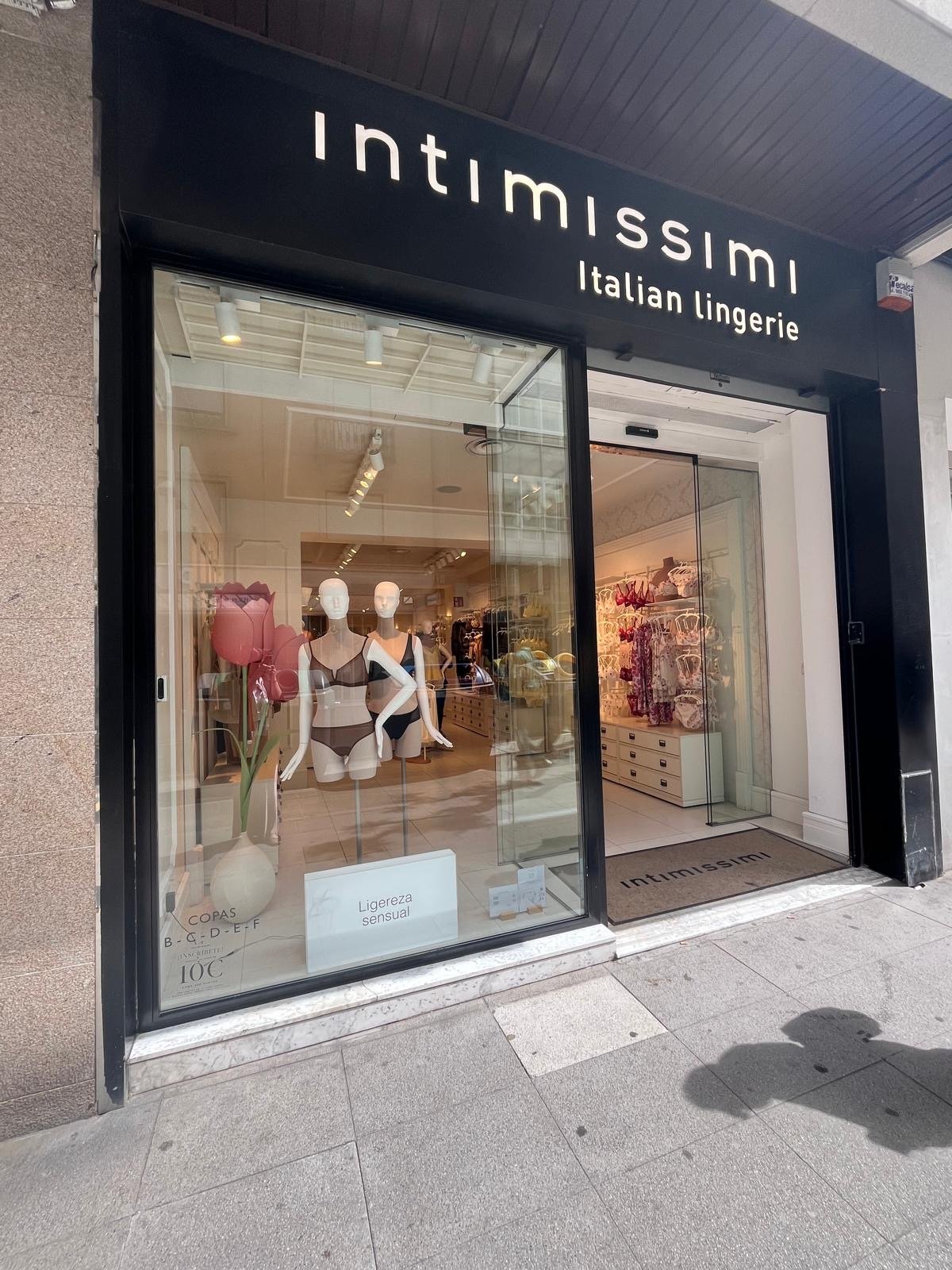 Intimissimi PONTEVEDRA C/BENITO CORBAL 31