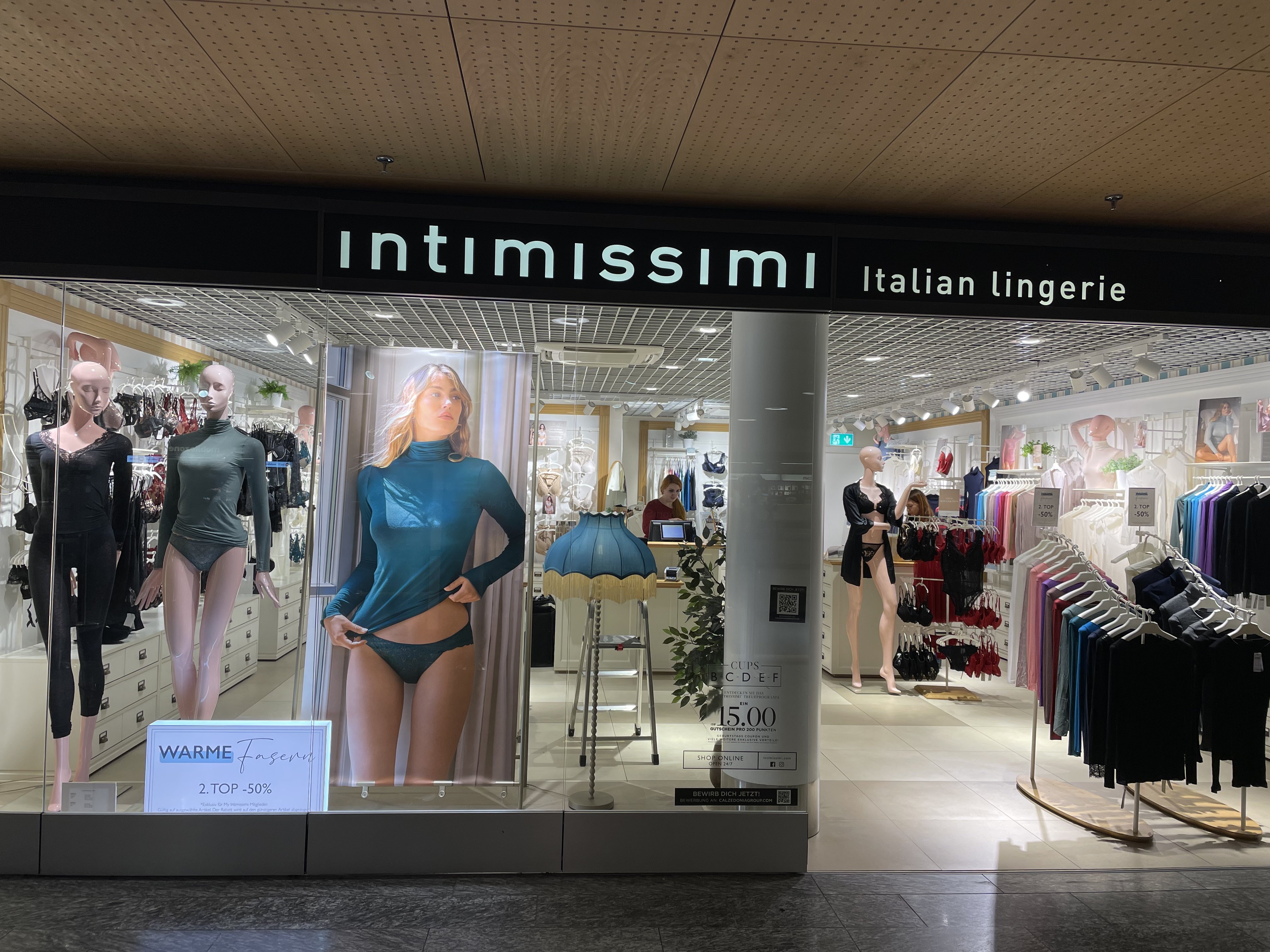 Underwear and lingerie shop in Zurich Flughafen at Flughafenstrasse