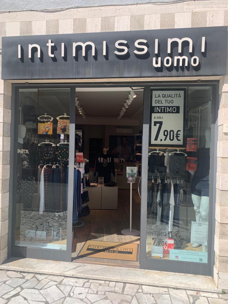 Intimissimi MARINA DI CARRARA V. RINCHIOSA