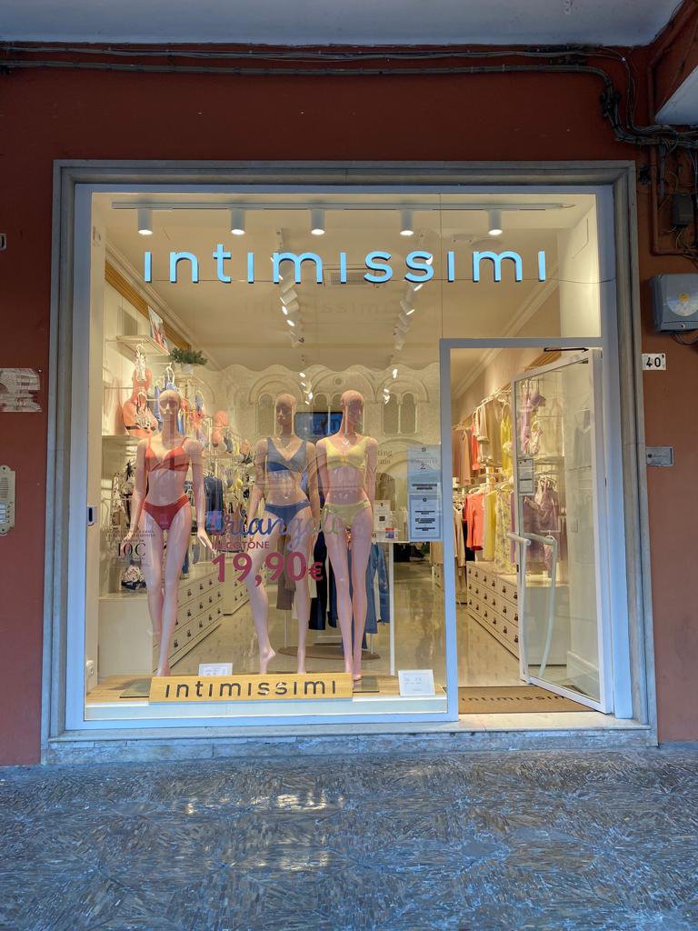 Intimissimi CENTO P.ZZA GUERCINO 40/B