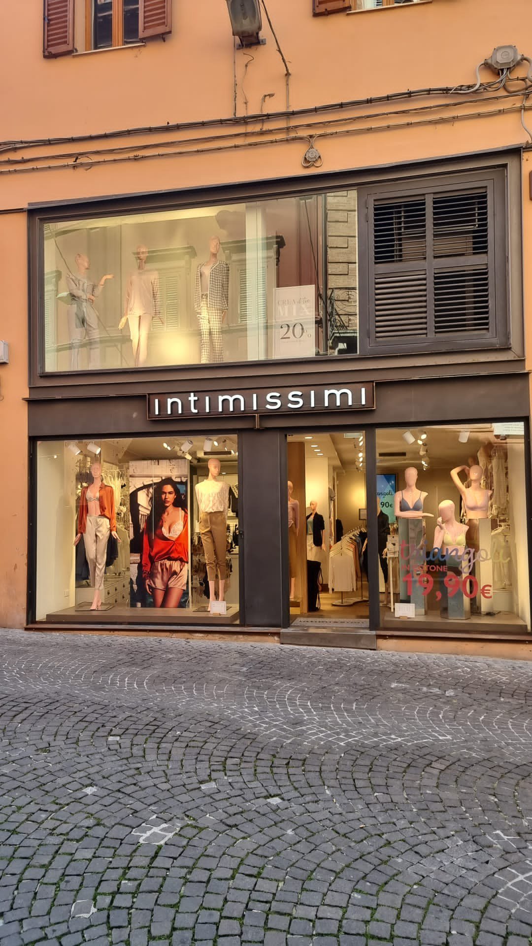 Intimissimi FABRIANO C.SO REPUBBLICA