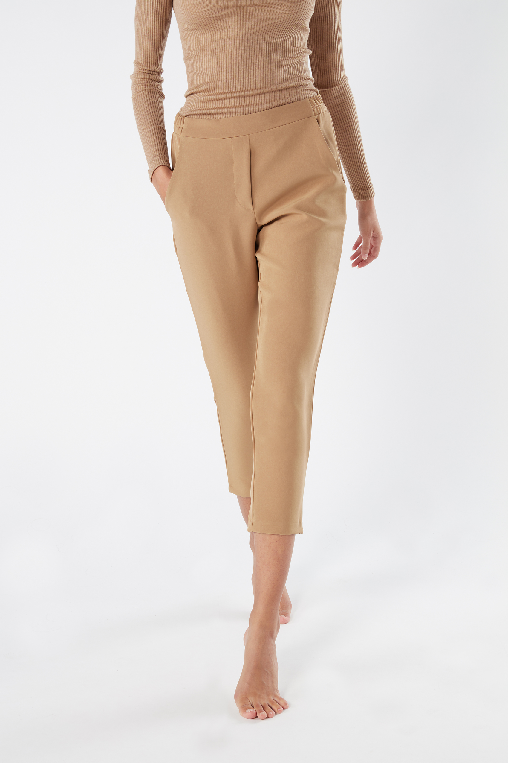 المواطنة وصفة تحمل مع pantaloni intimissimi - scienceandpractice.org