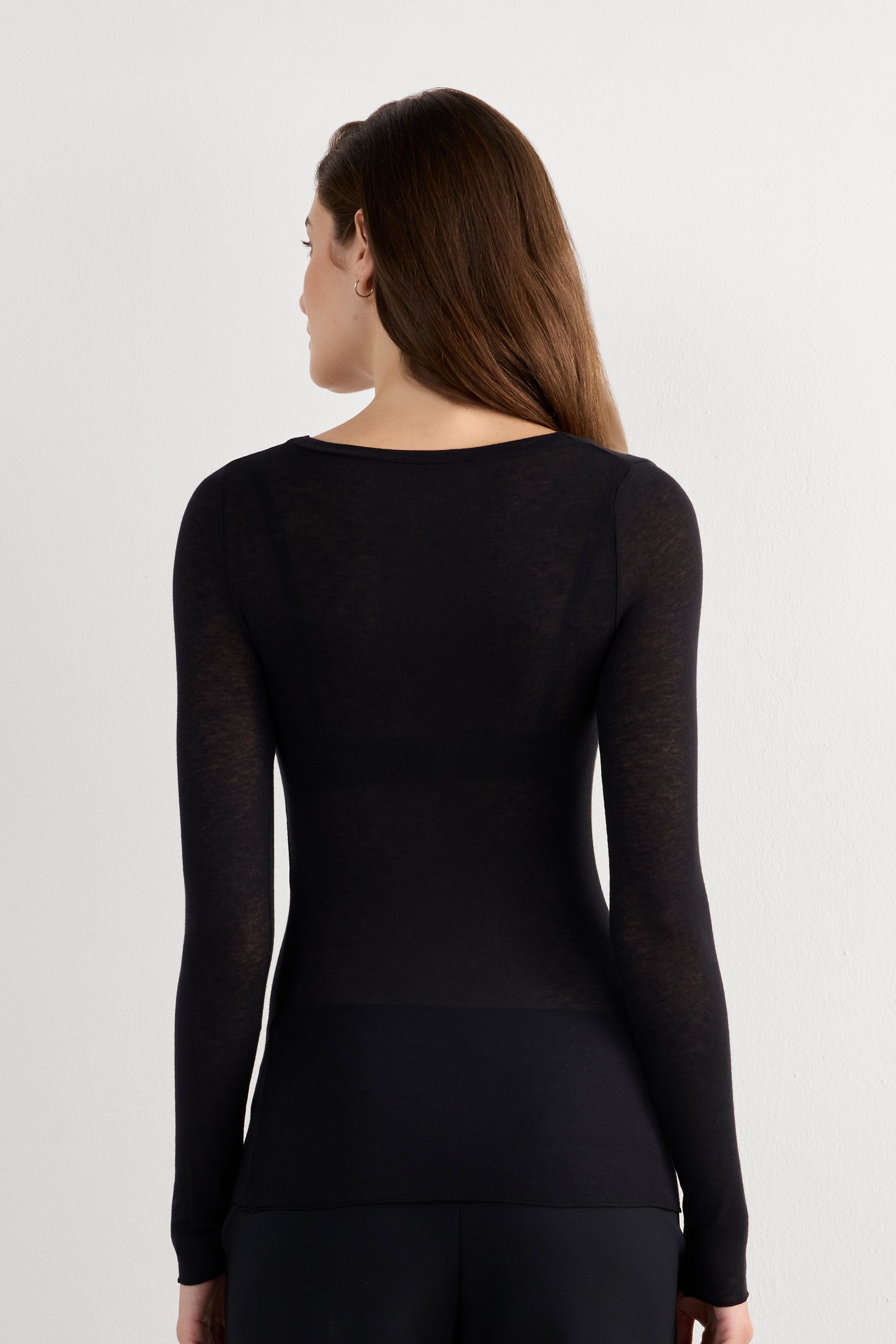 ウルトラライト モダール＆カシミヤ スクープネック ロングスリーブ ニット