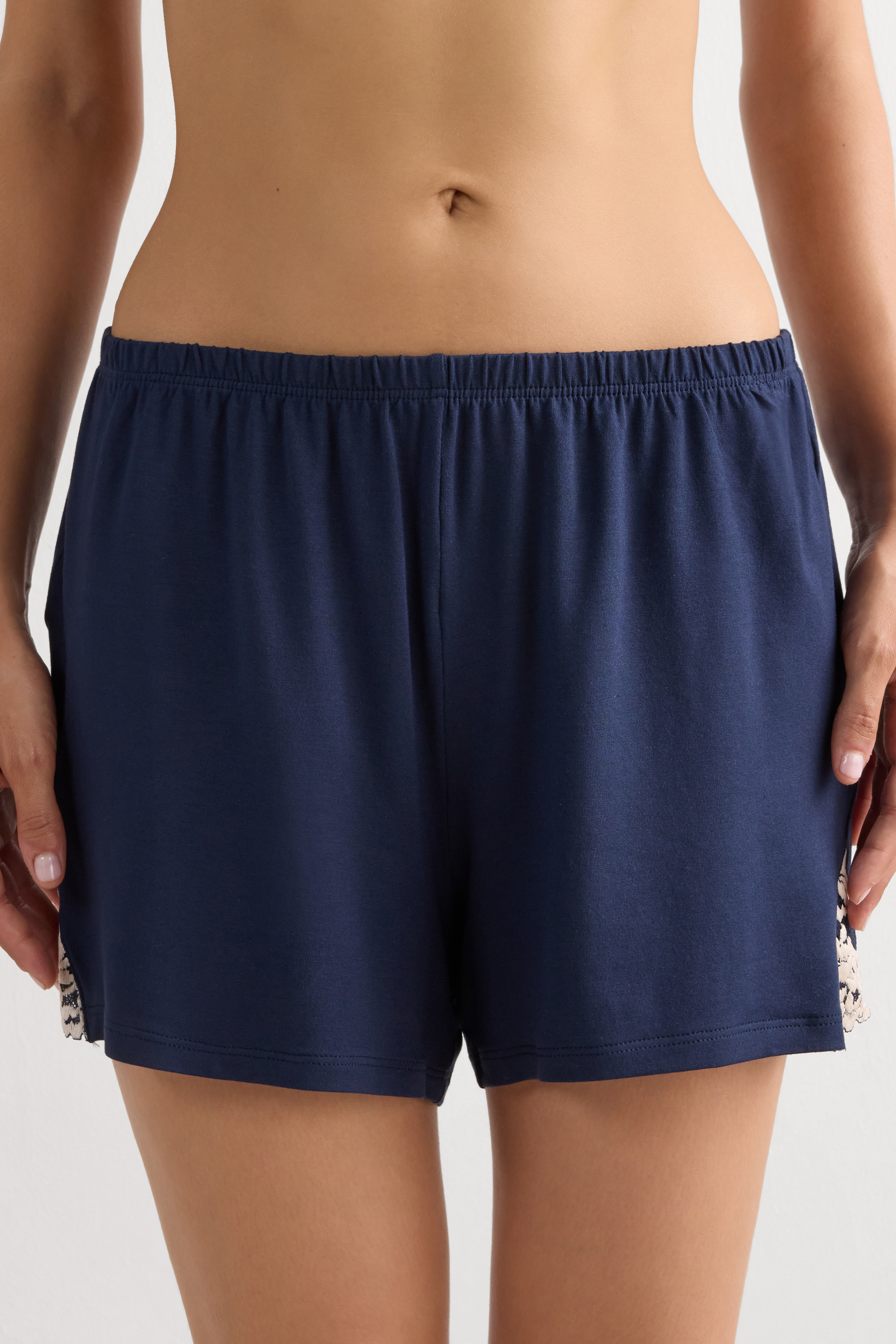 Pretty Flowers モダール ショートパンツ