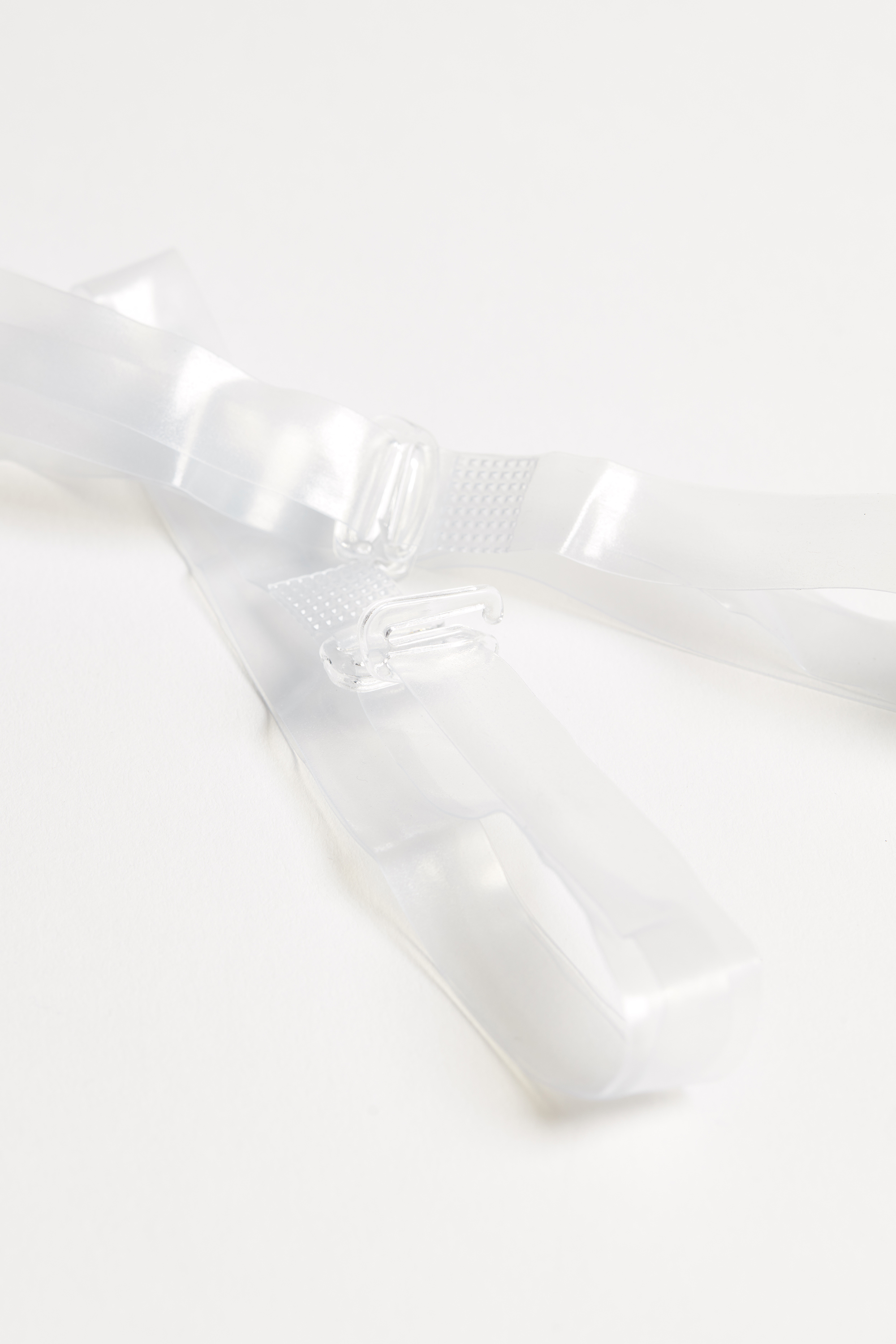 透明ブラストラップ