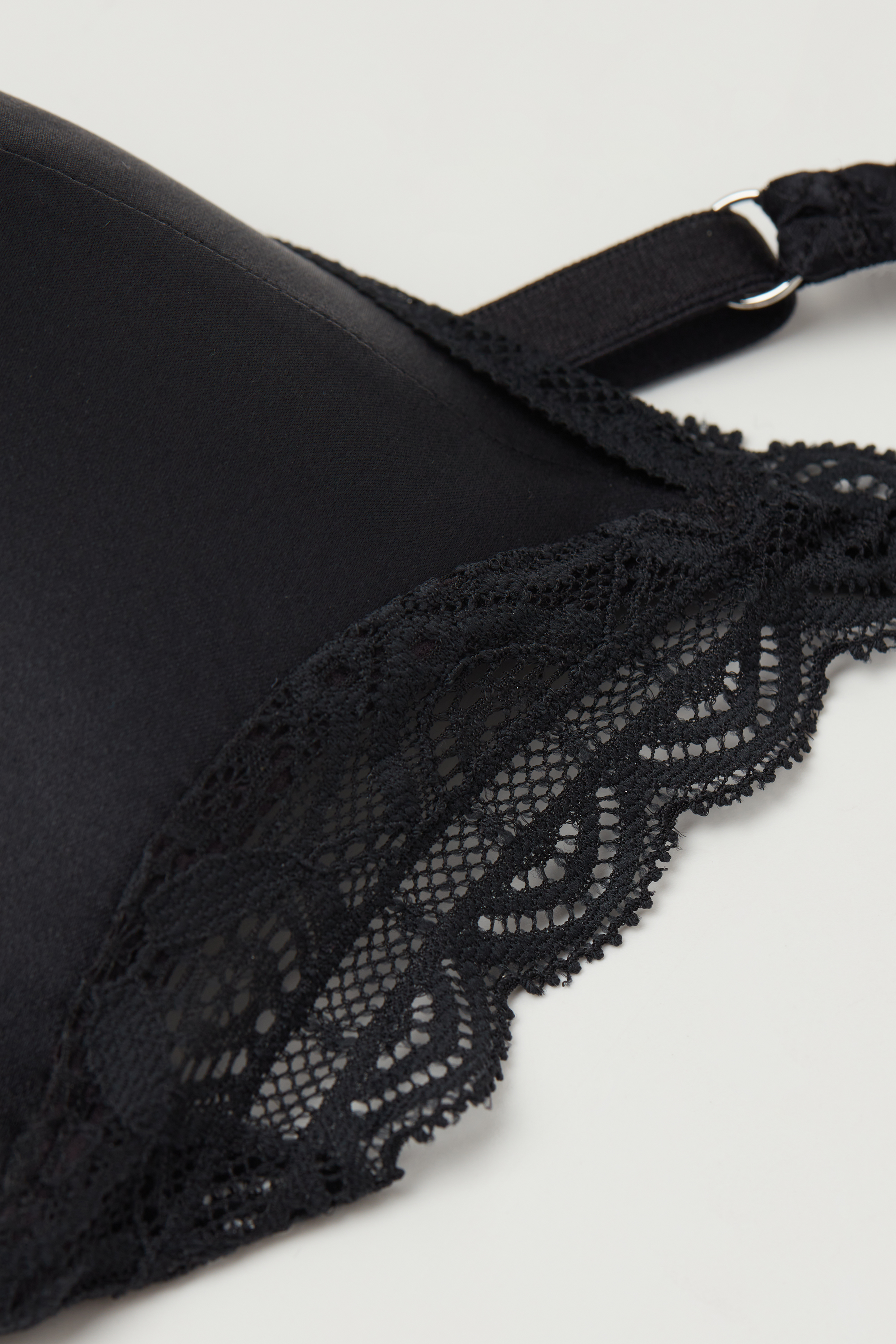 Tiziana シルク＆レース トライアングルブラ