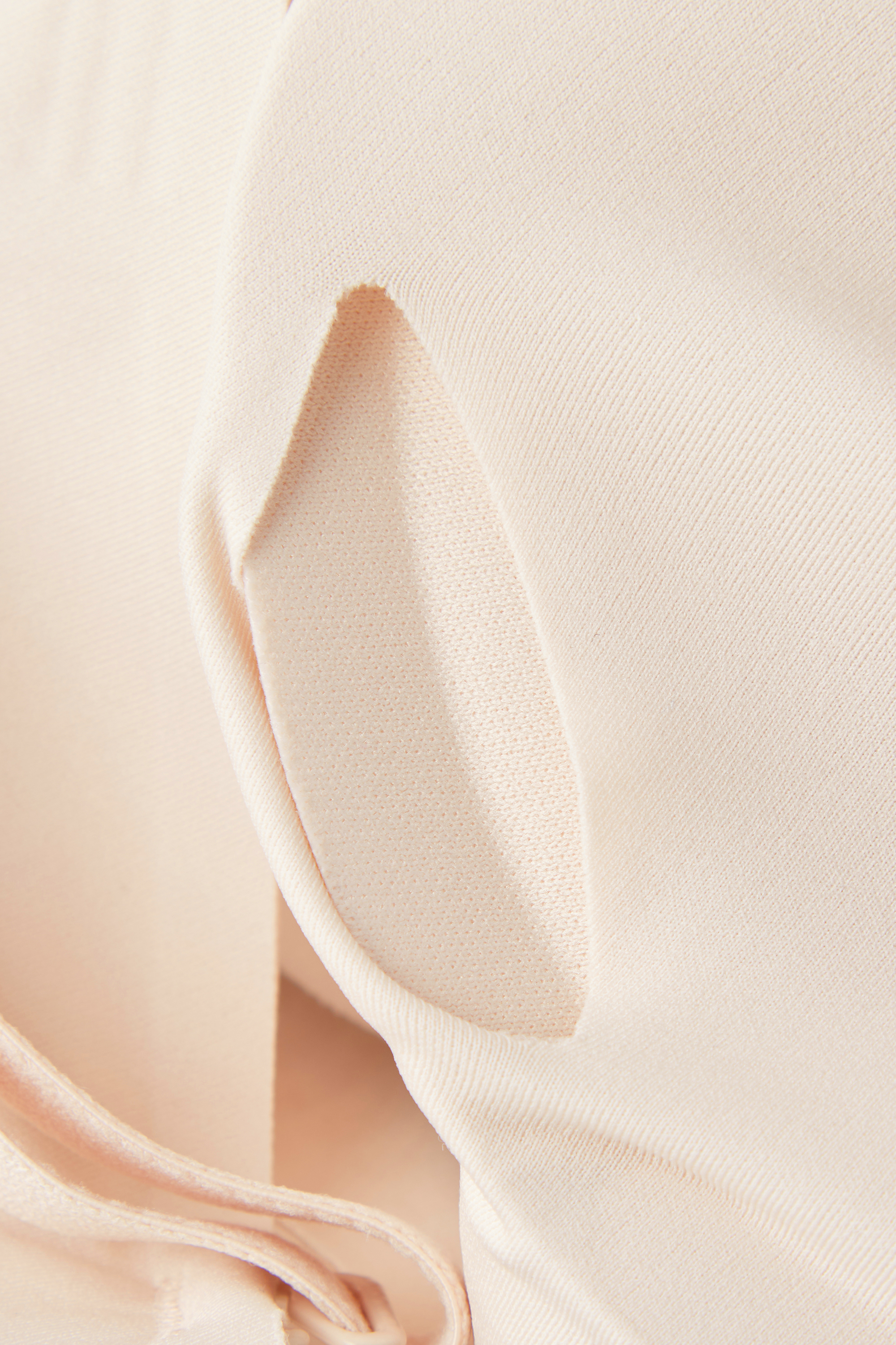 マイクロファイバー Laila ブラトップ