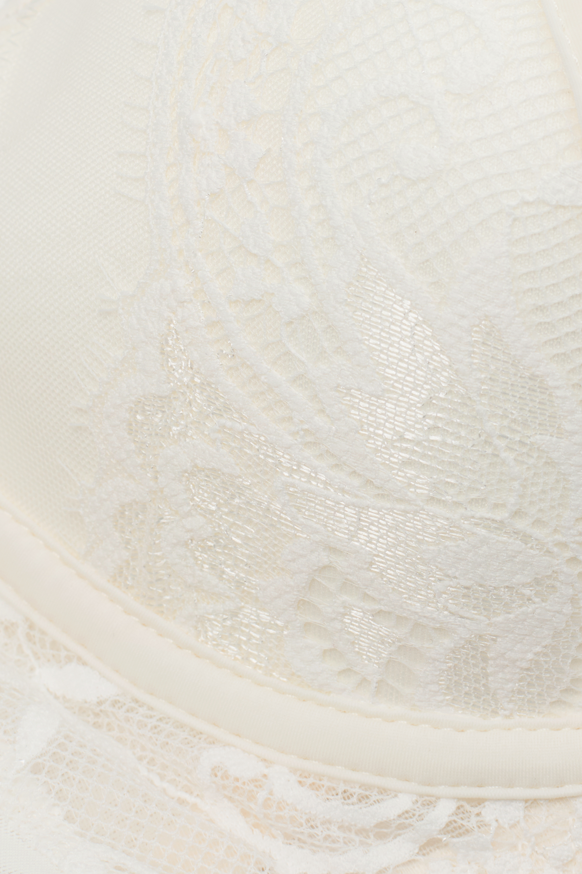 Ethereal Embrace Sofia バルコネットブラ