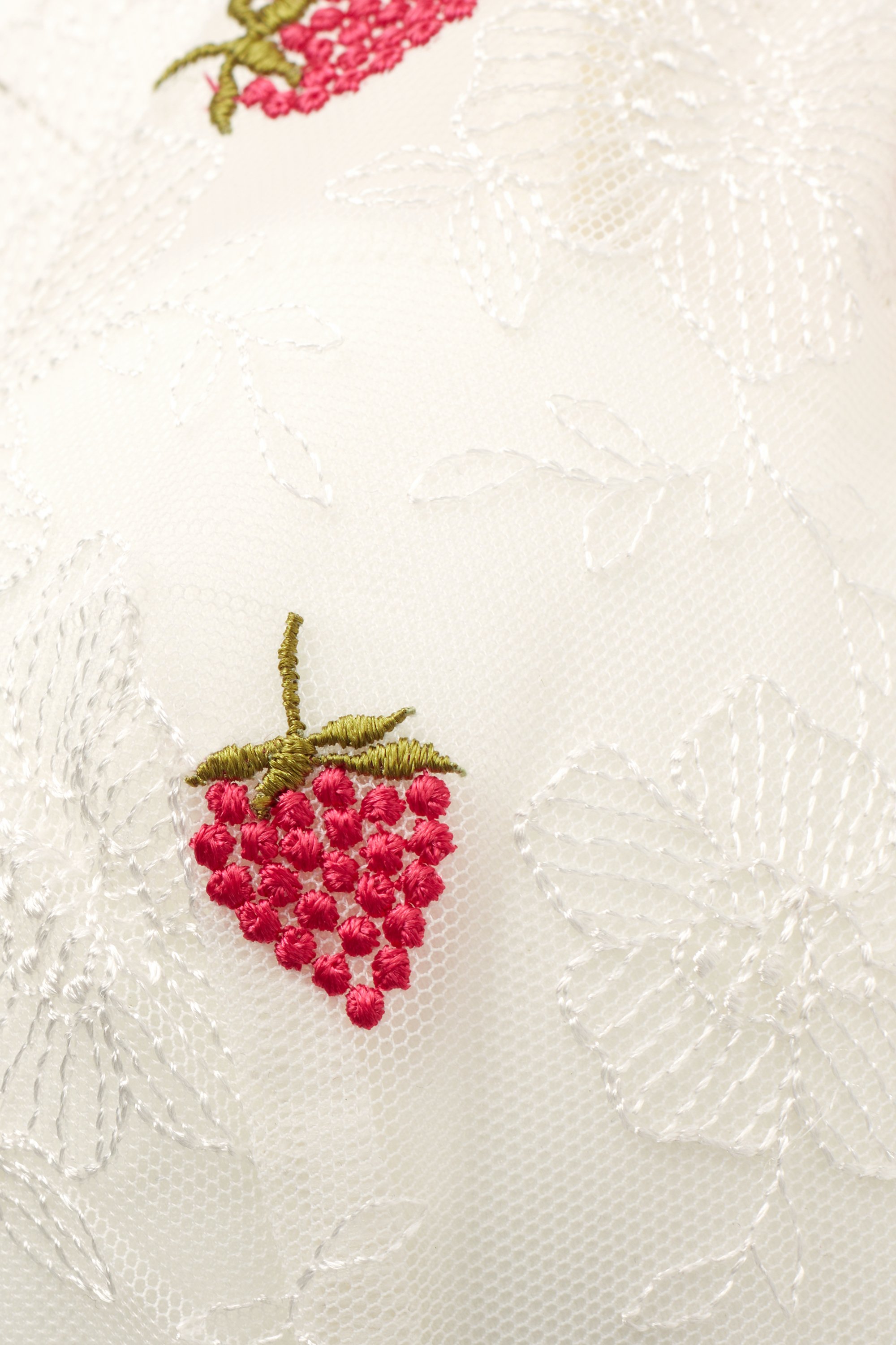 "Sweet as a Berry" Elena バルコネットブラ