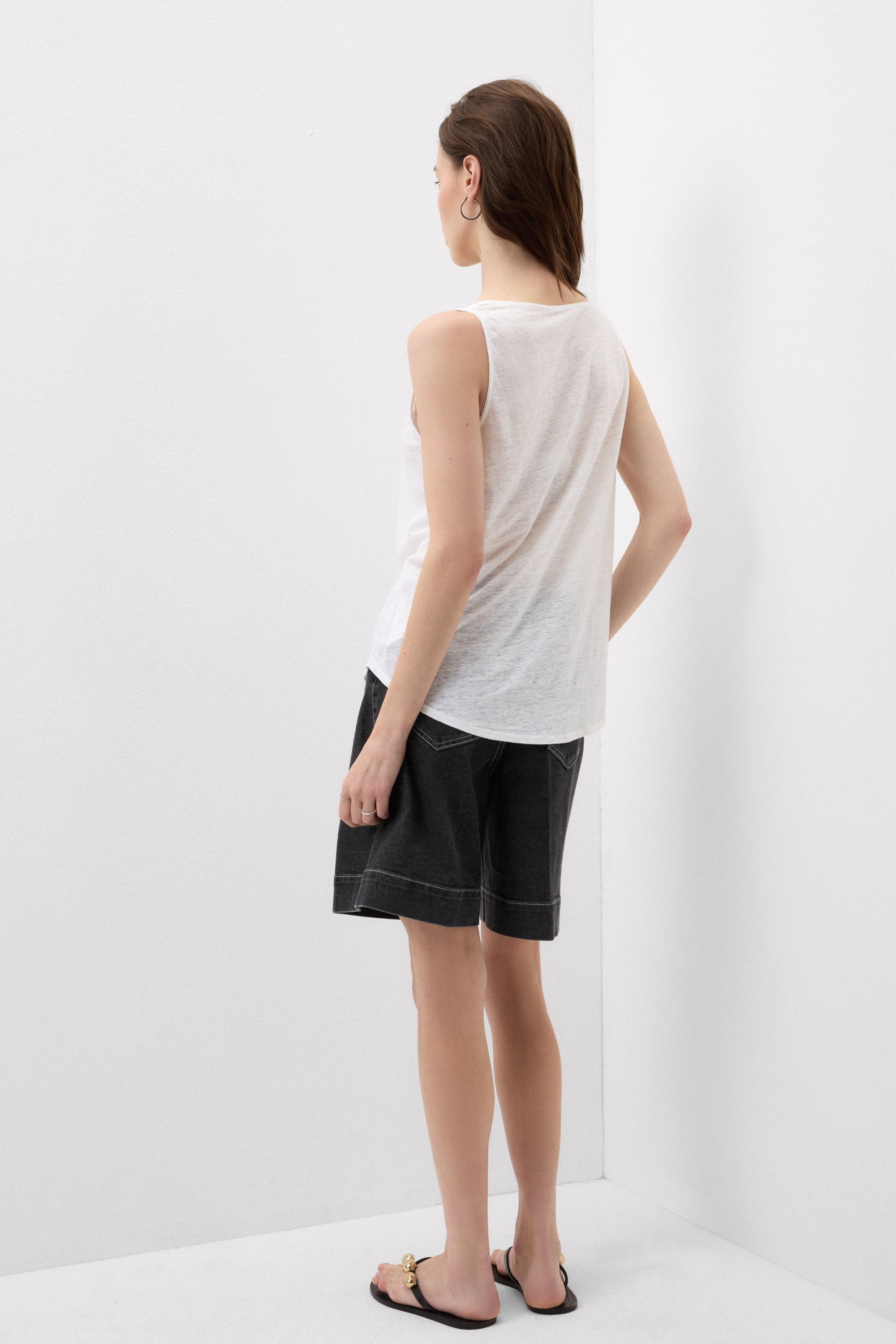 The Pure Linen リネン タンクトップ