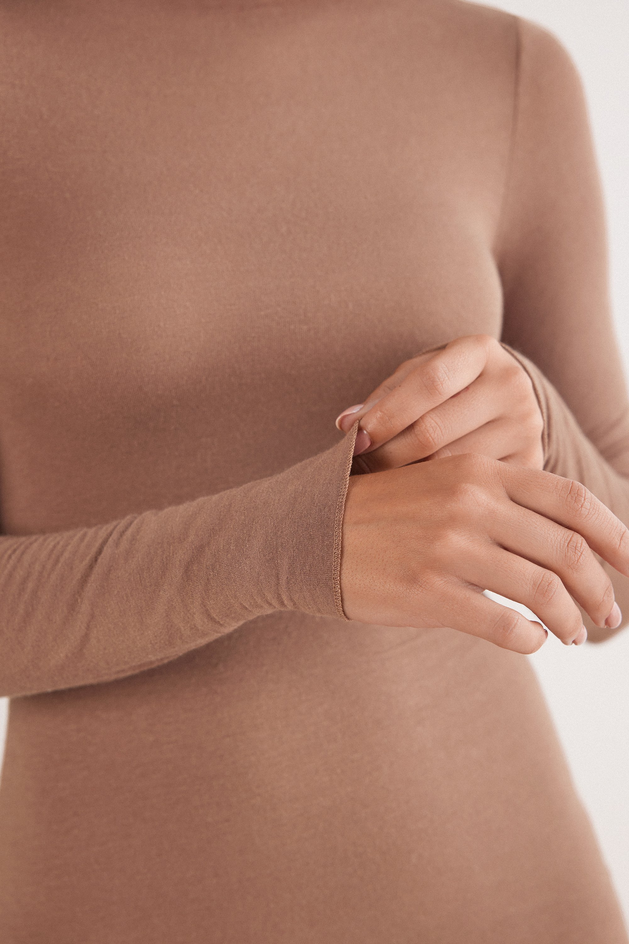 ボートネック モダール カシミヤ ウルトラライト トップス