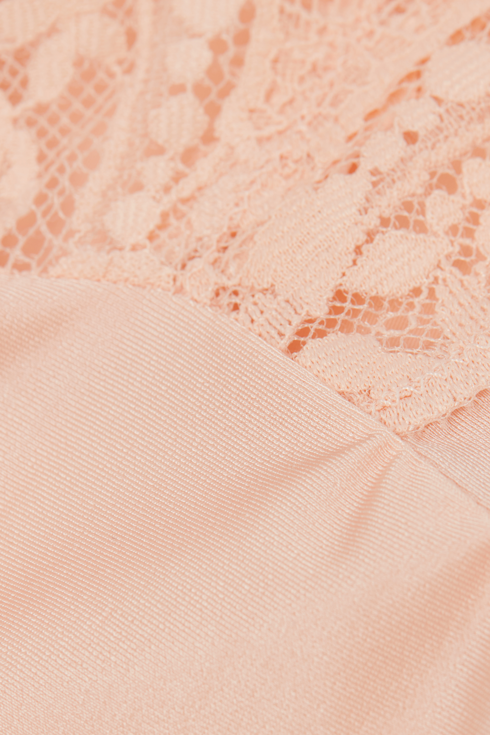 Self Love マイクロファイバー＆レース トップ