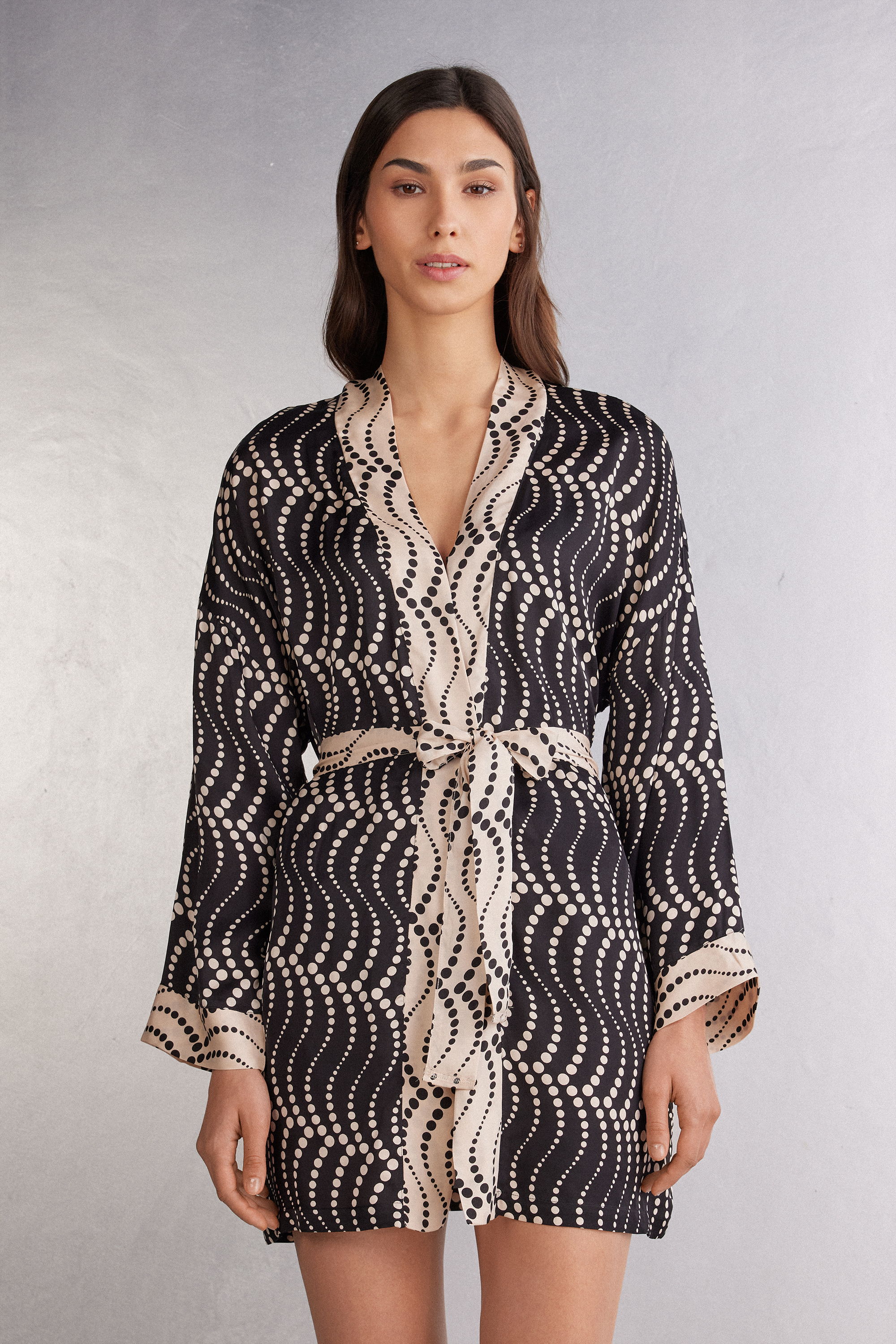 Cool Elegance ビスコースサテン キモノガウン