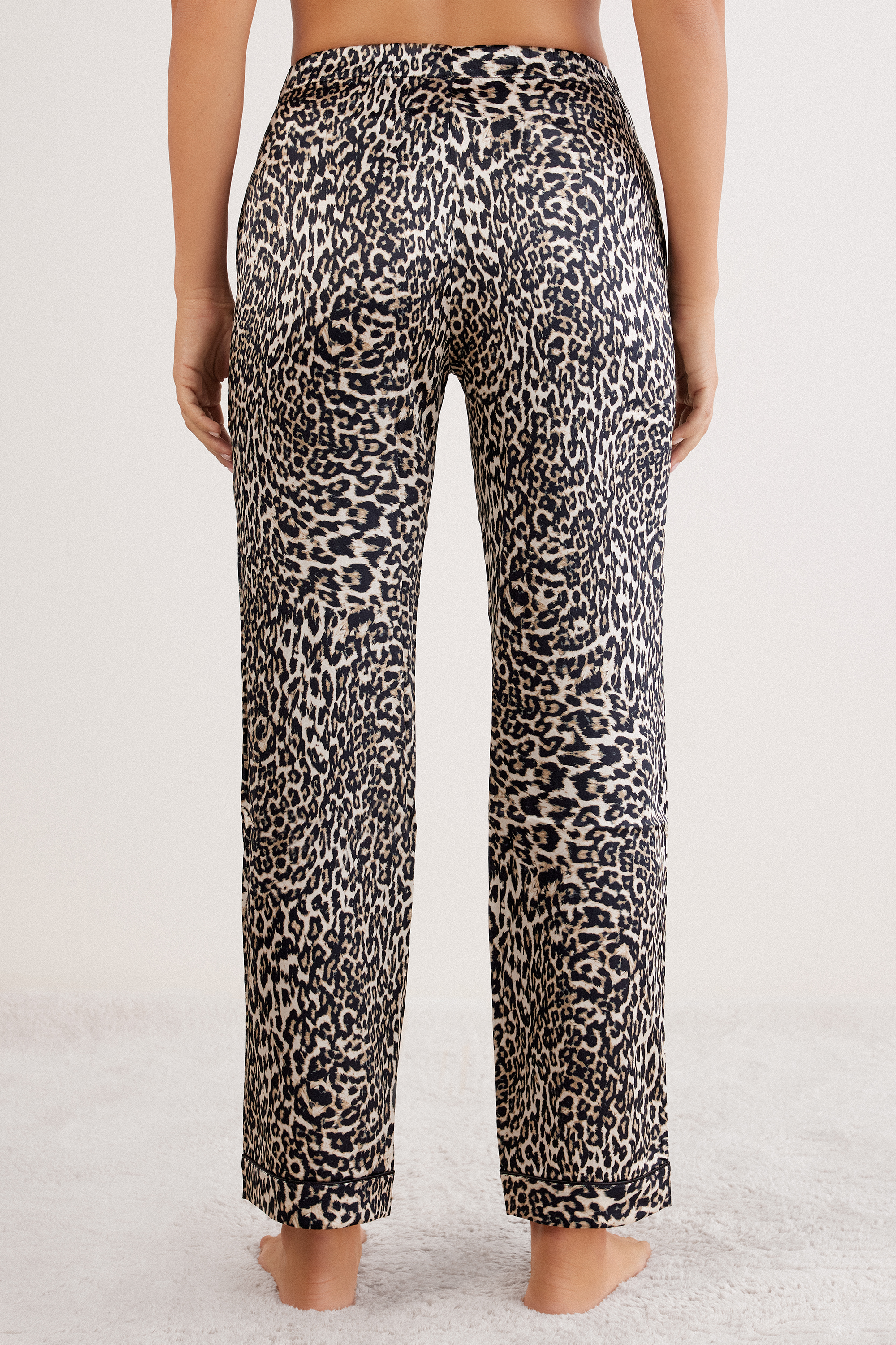 "A Moment of Glamour" シルク ロングパンツ