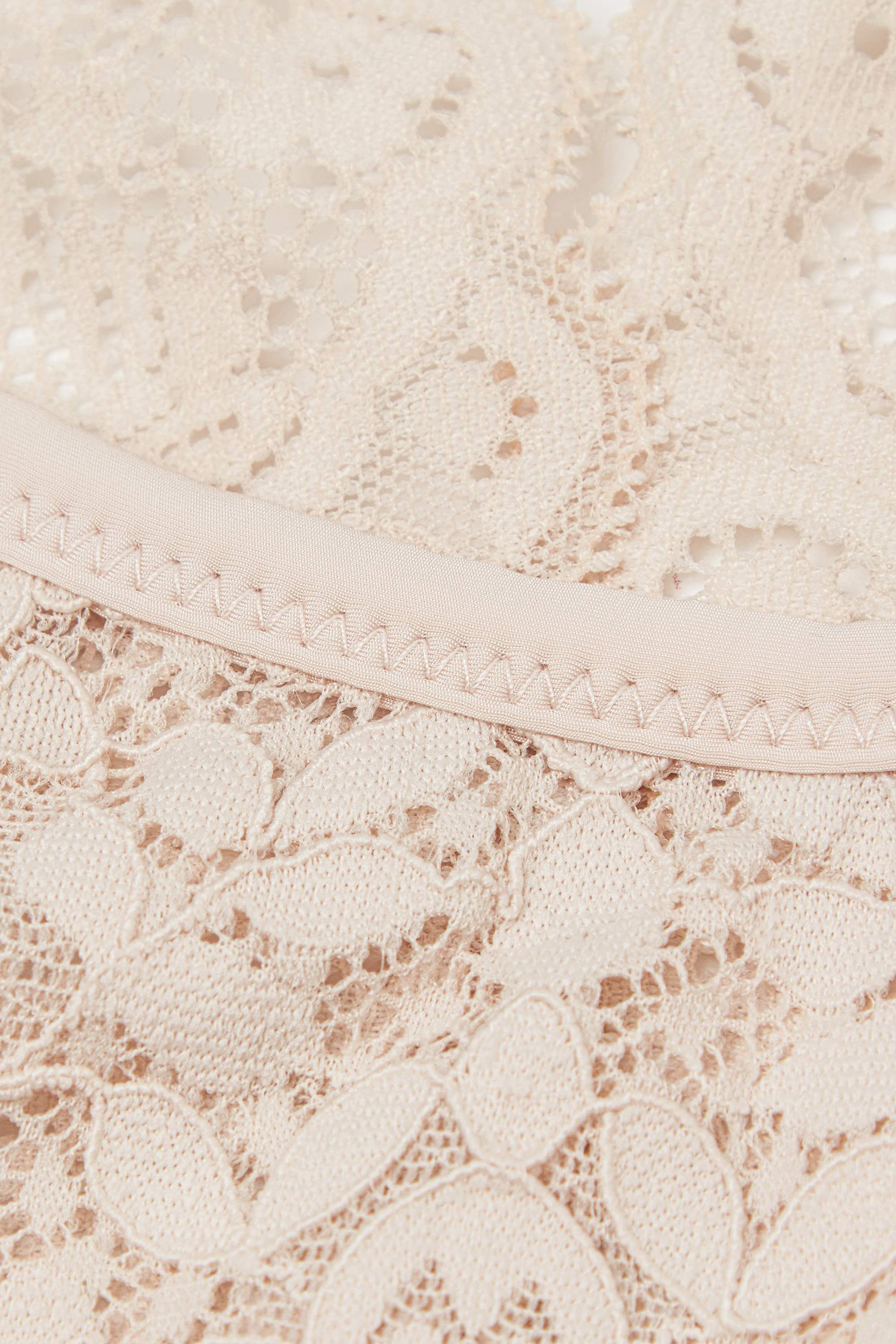 レース ブラトップ