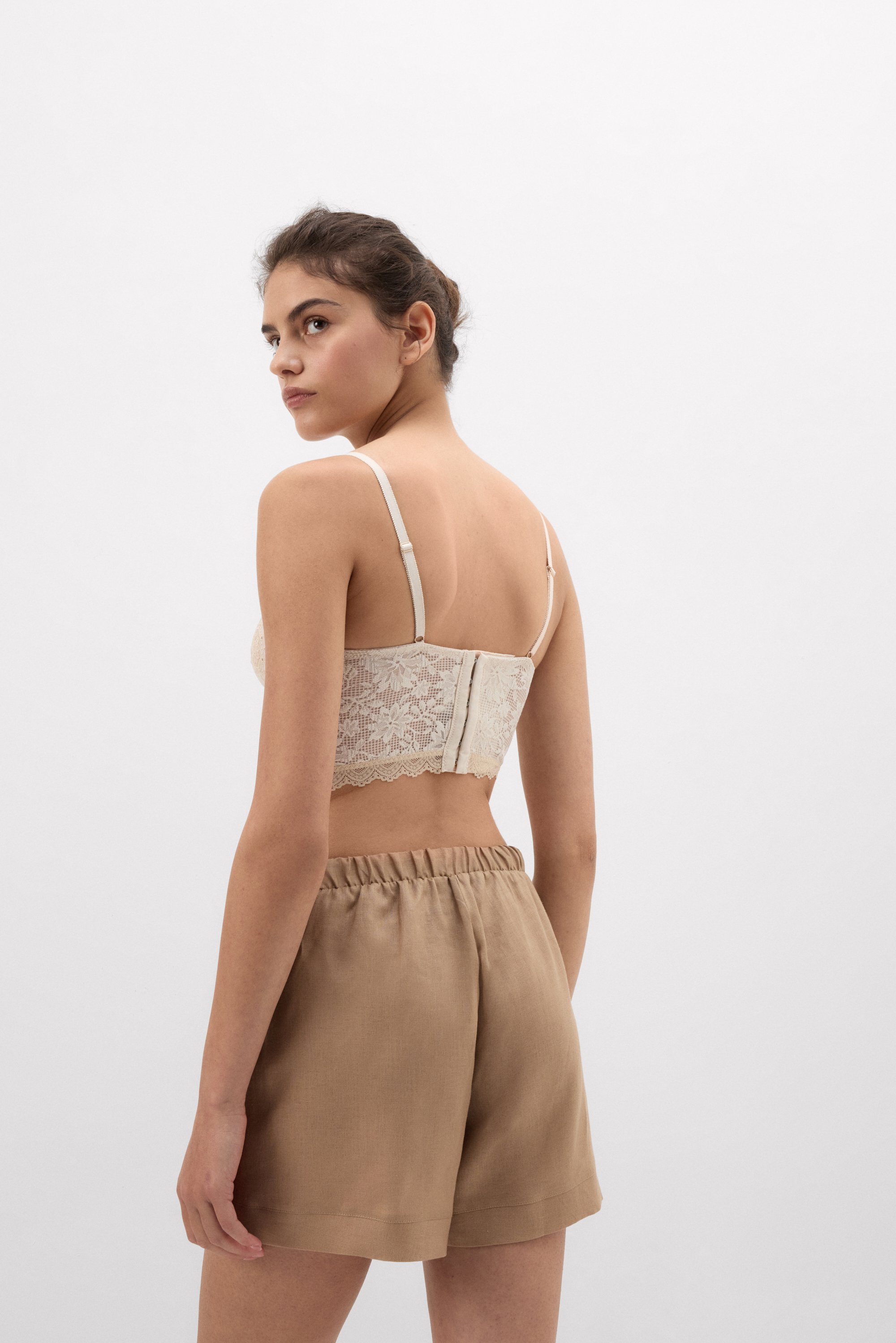 The Pure Linen リネンファブリック ショートパンツ