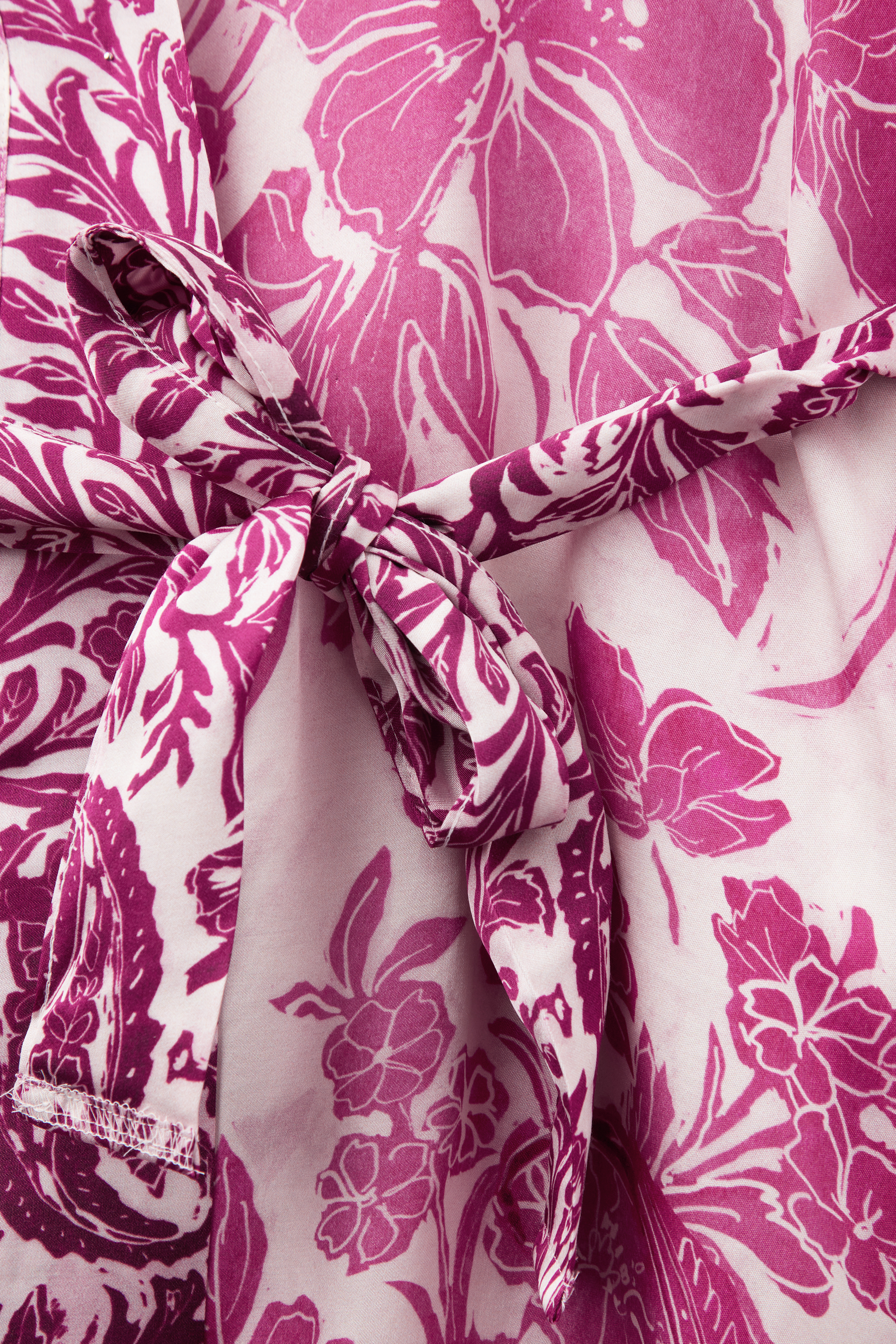 &ldquo;Brighten Your Day&rdquo; ビスコース サテン キモノガウン