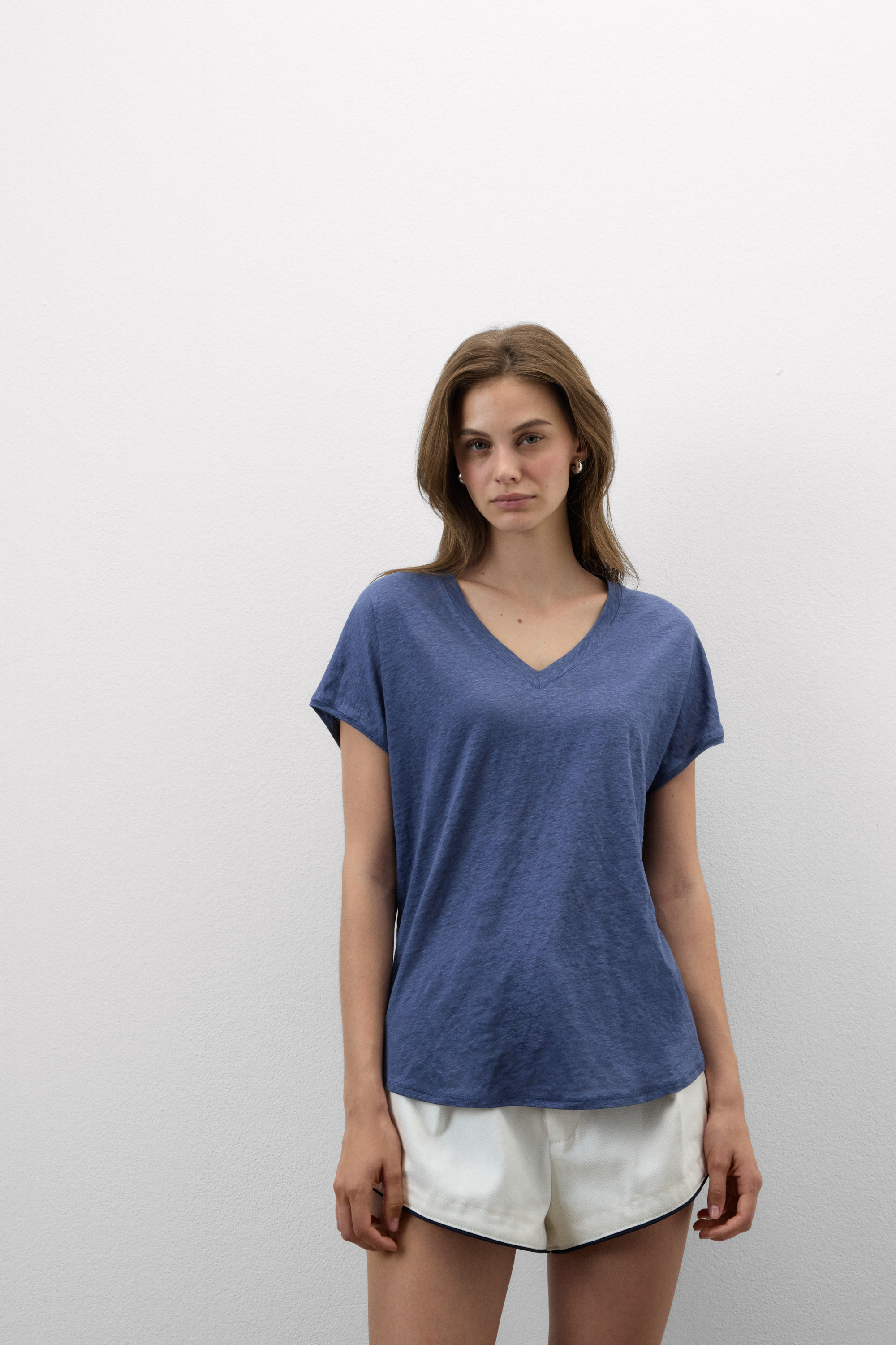 The Pure Linen リネン Vネック ショートスリーブ Tシャツ