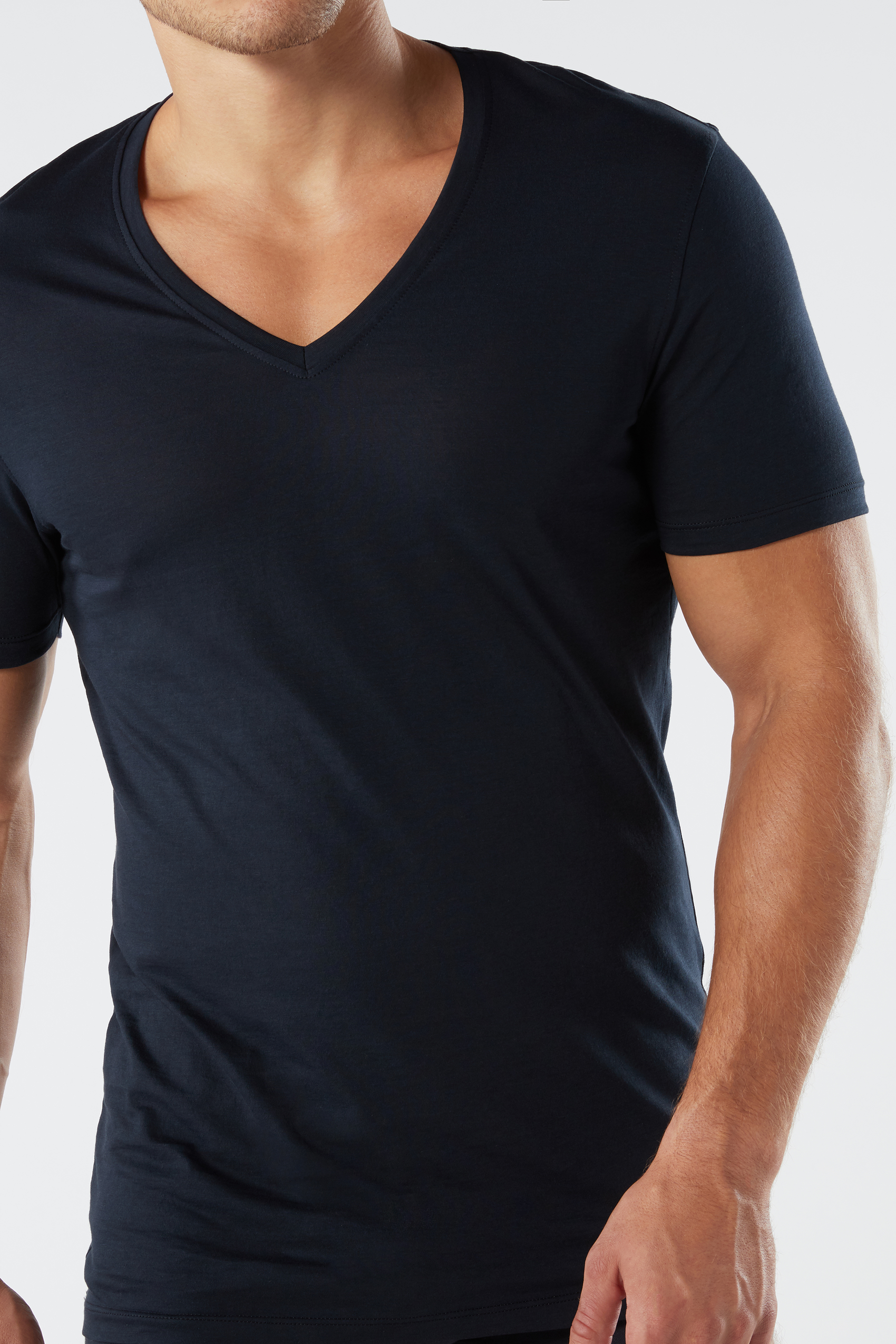 Maglie lana merino: t-shirt e maglie manica lunga uomo | Intimissimi