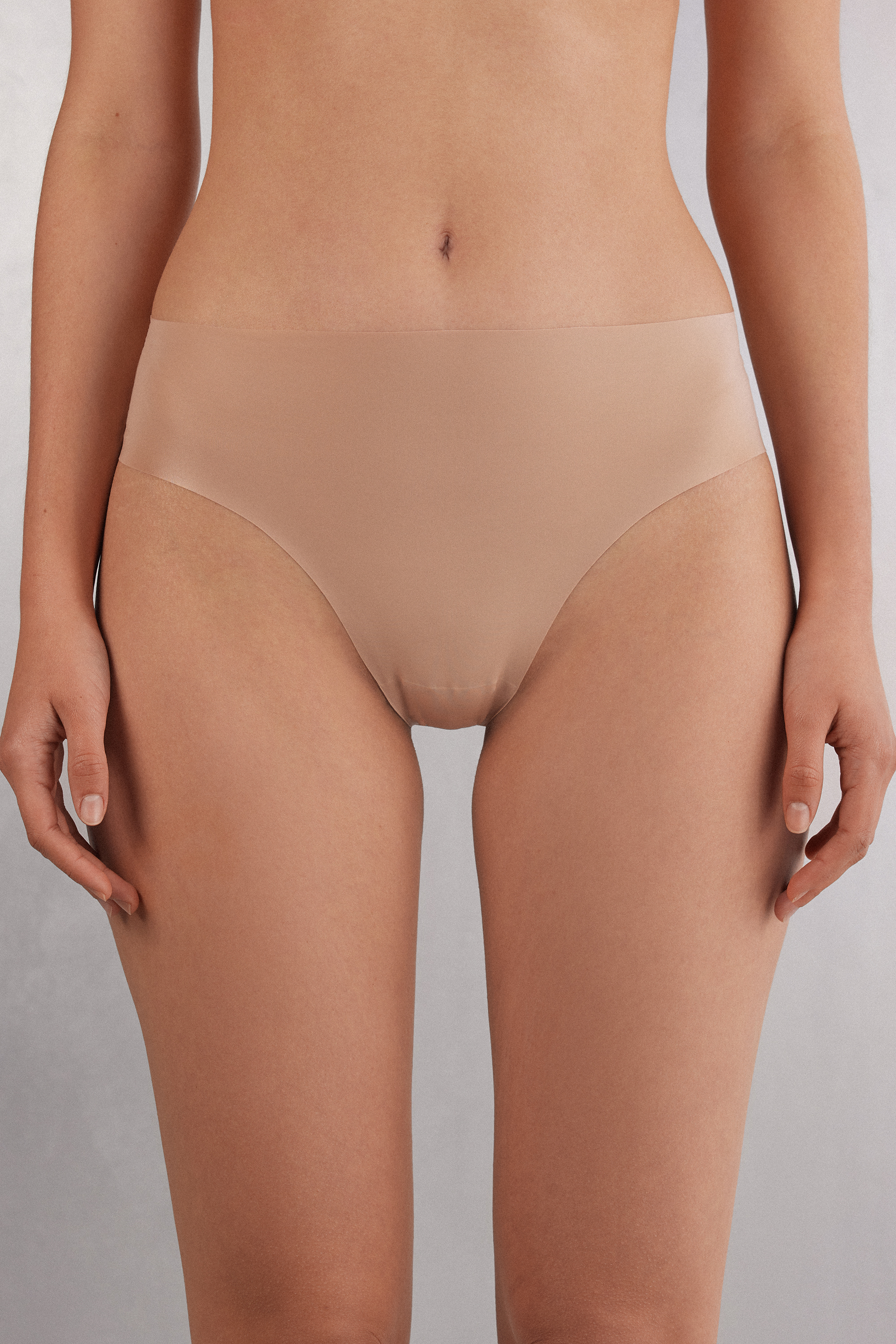 Chiroyli ona bilan rus porno video Keksa erkaklar va ayollar porno