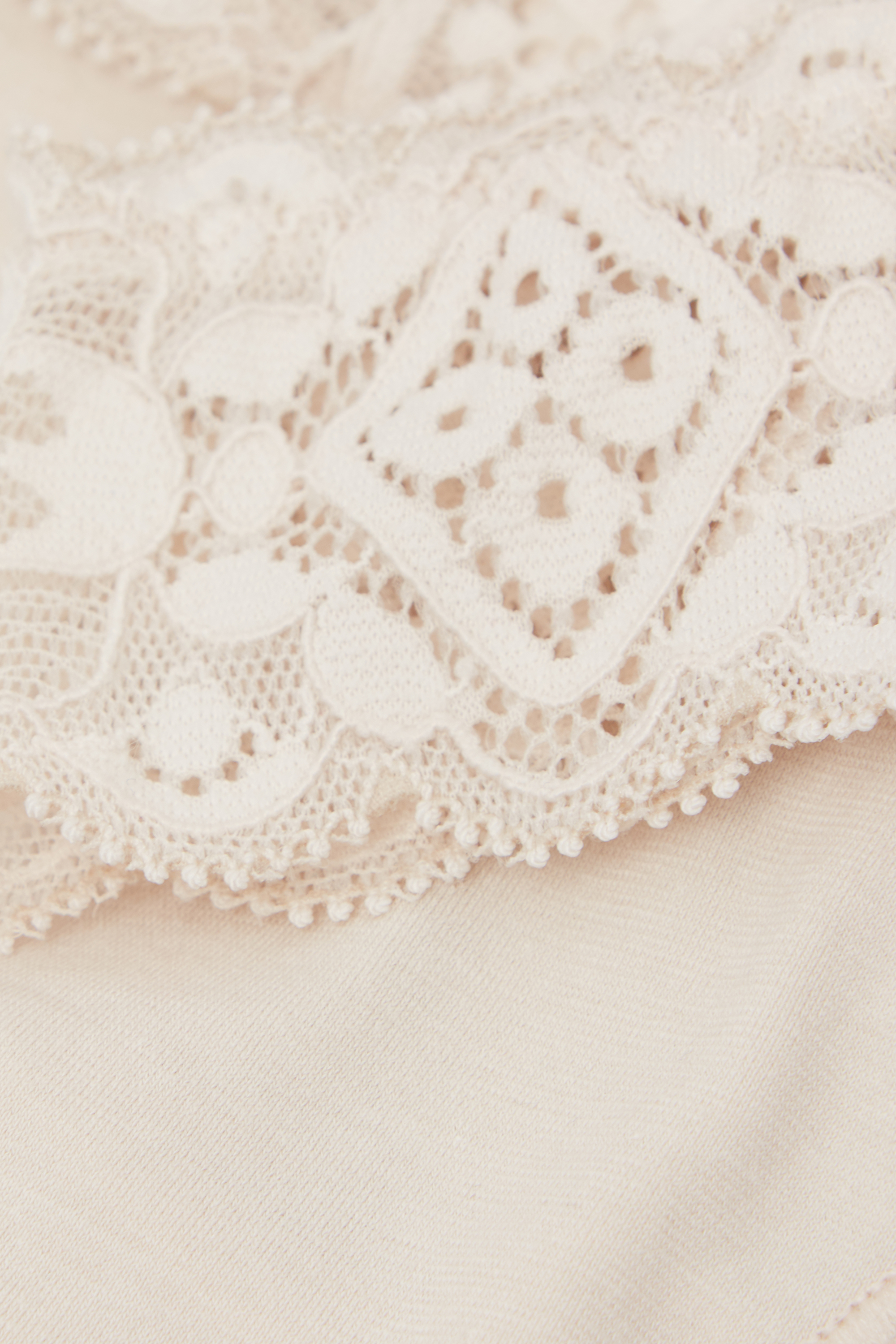 レース＆コットン エイティーズスタイル ブラジリアンショーツ