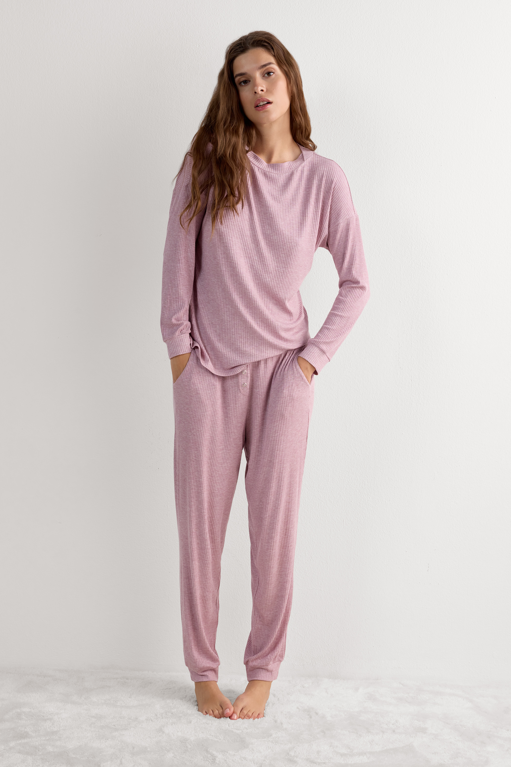 Chic Comfort モダール ボートネック ロングスリーブ ニット