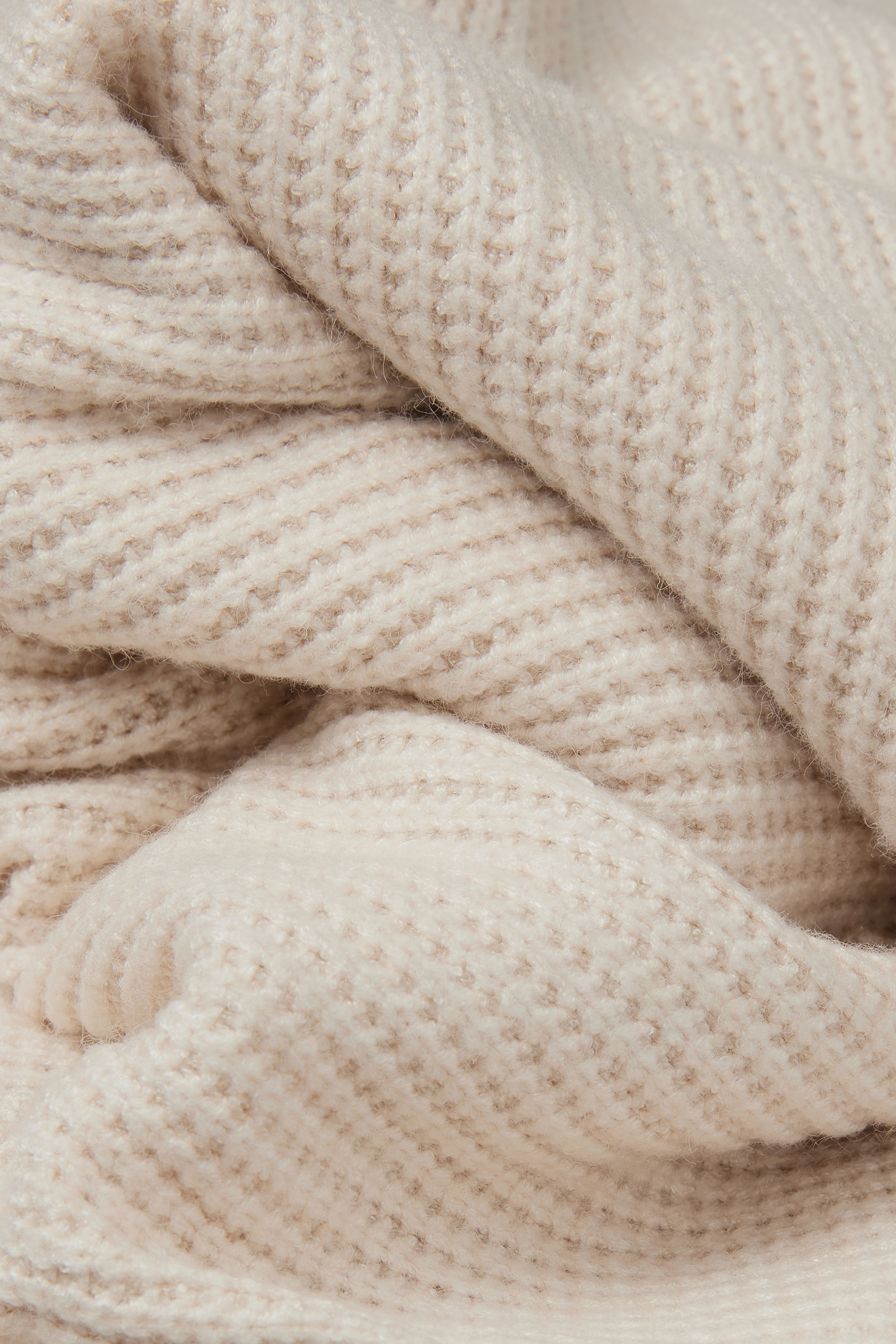 ソフトトリコット Vネック ニット