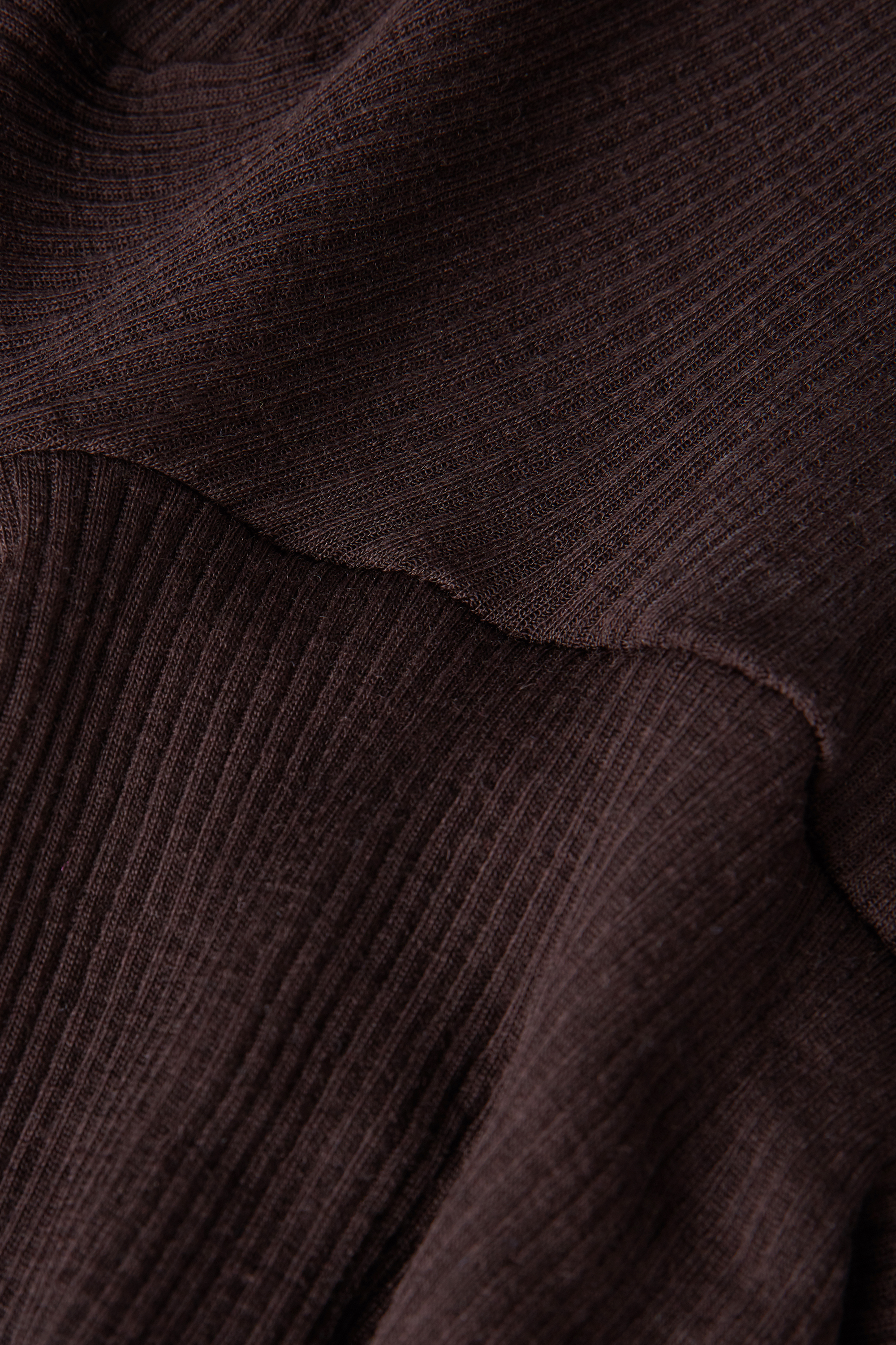 ウール＆シルク長袖ハイネックトップス