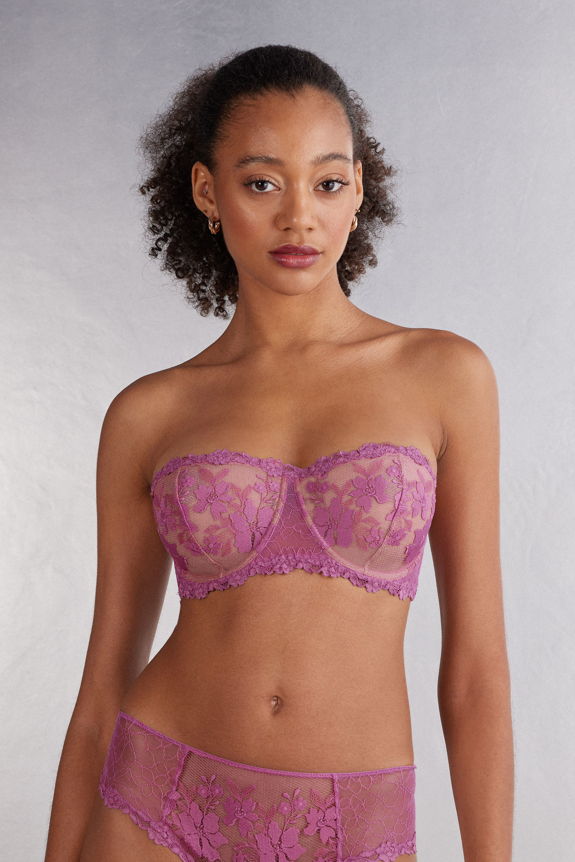 In Full Bloom バルコネット バンドゥブラ