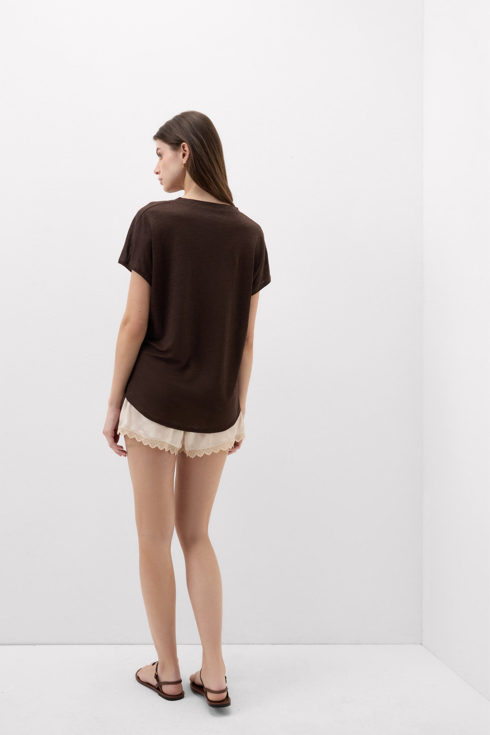 The Pure Linen リネン Vネック ショートスリーブ Tシャツ