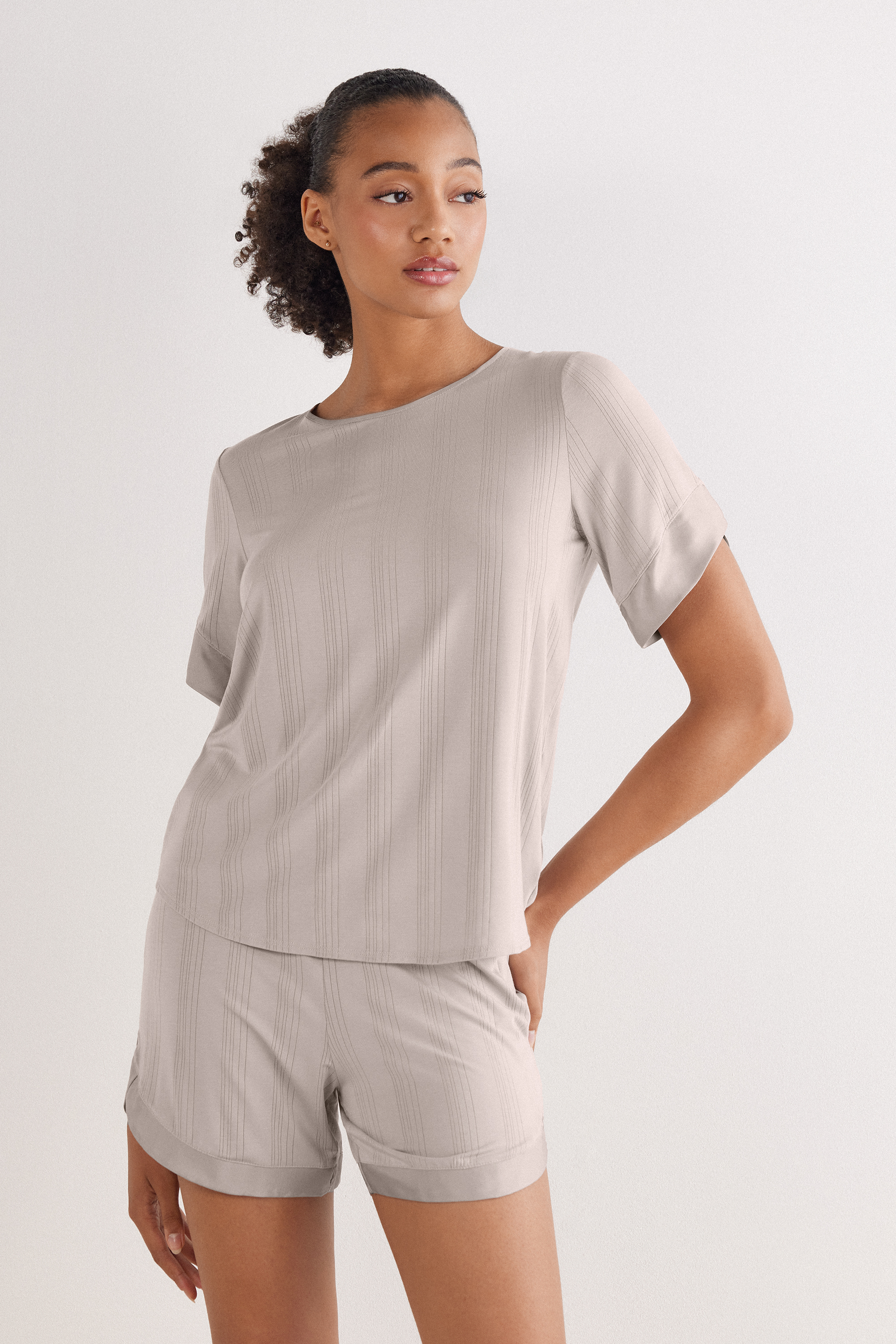 Delicate Alchemy モダール ショートパジャマ