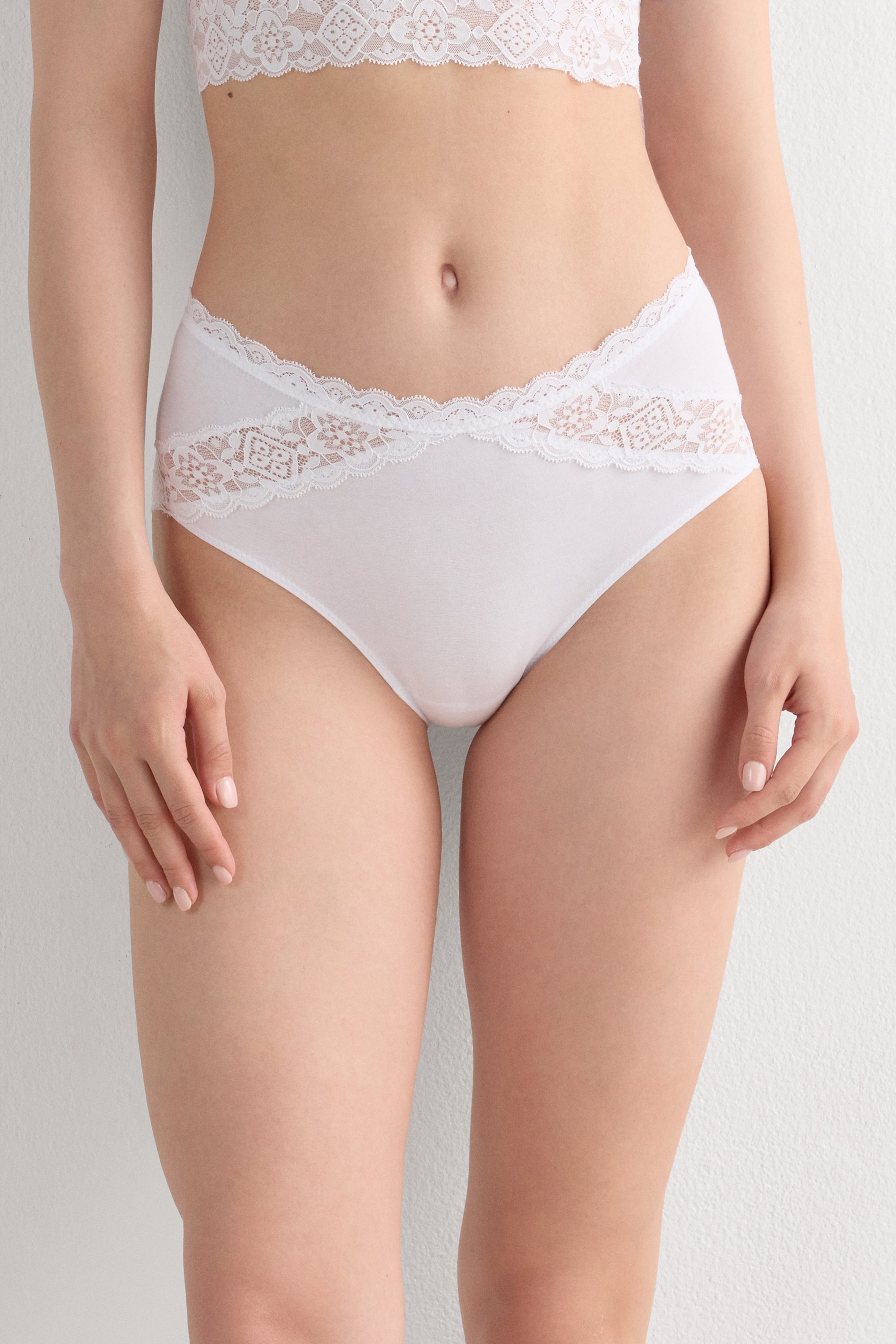 コットン＆レース ミディアムウエスト ショーツ