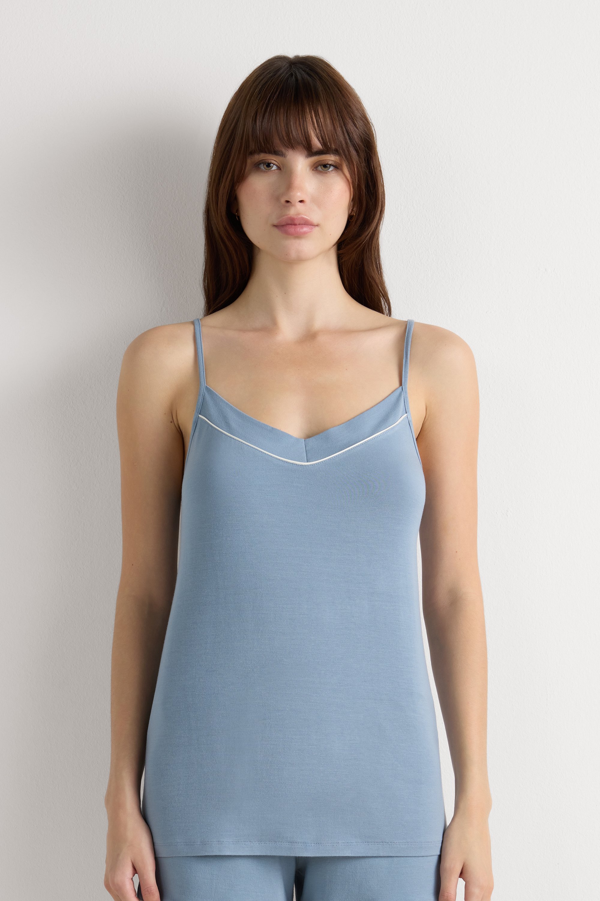 マイクロモダール スリムストラップトップス