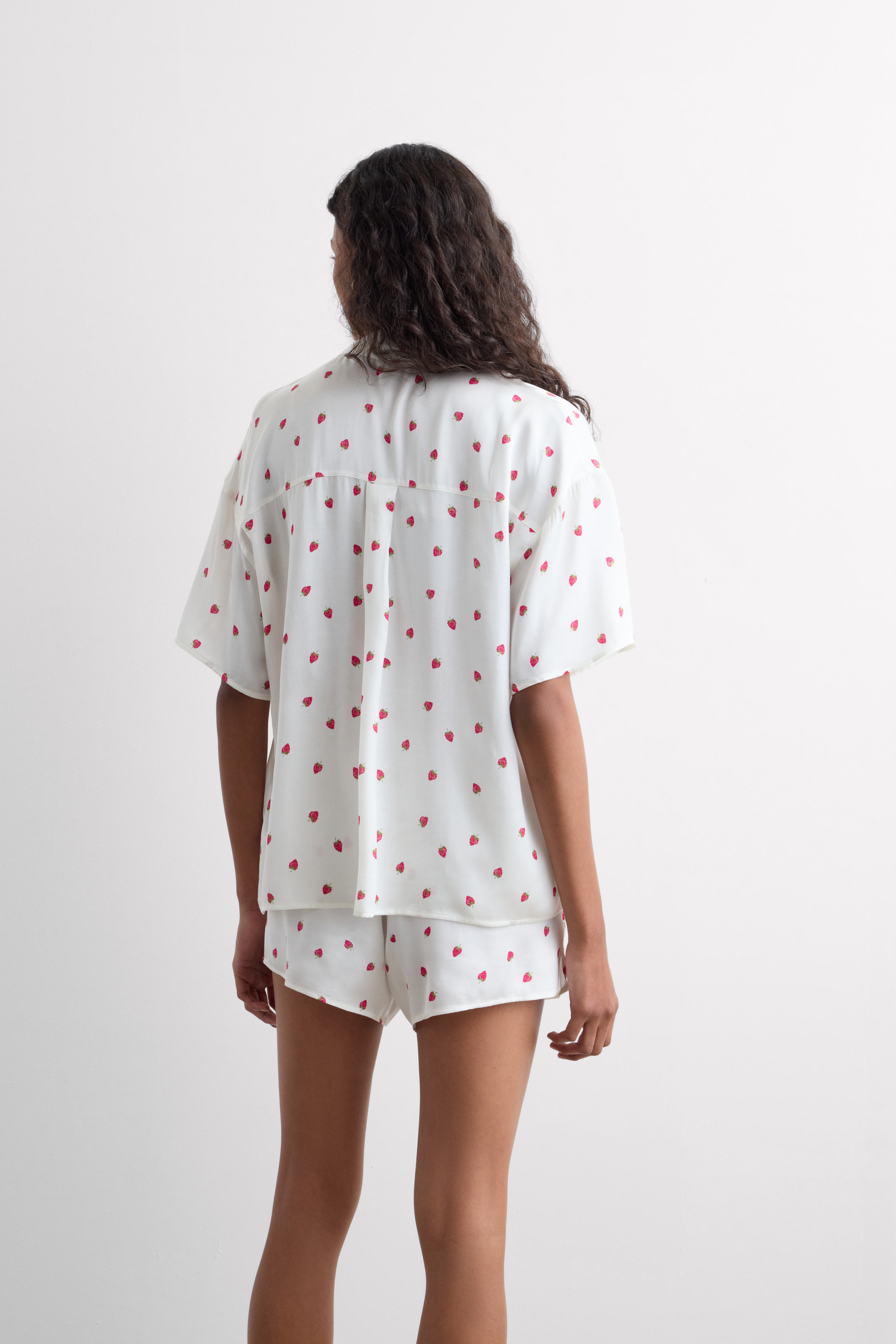 "Sweet as a Berry" ビスコースサテン ショートパジャマ